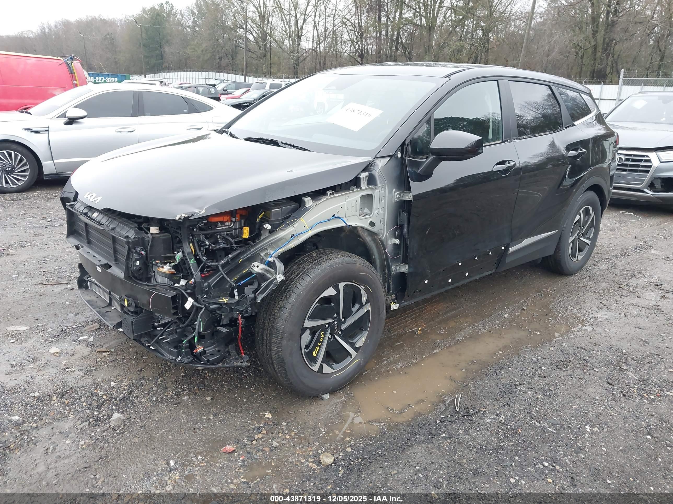 KIA SPORTAGE image 2