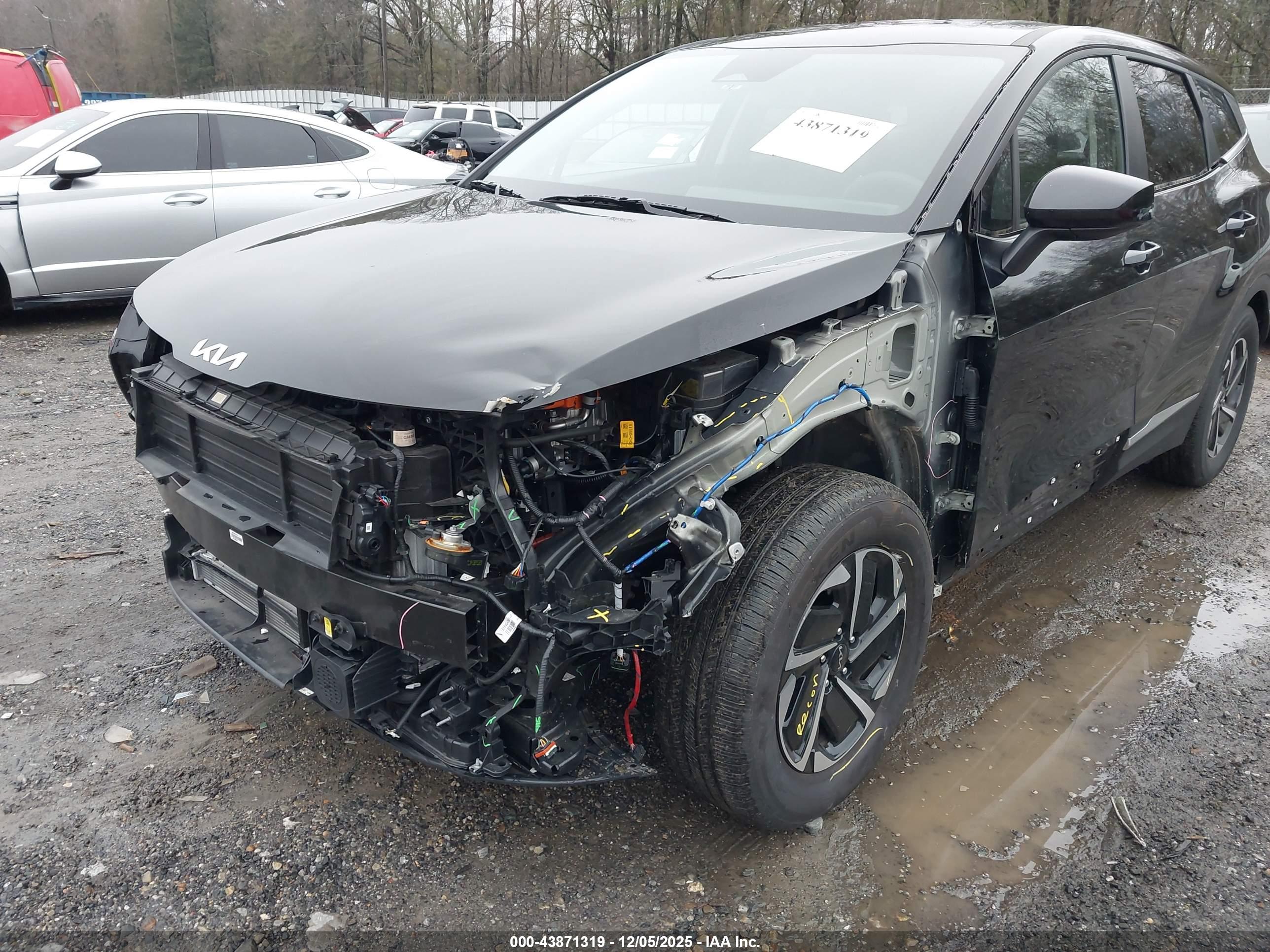 KIA SPORTAGE image 6