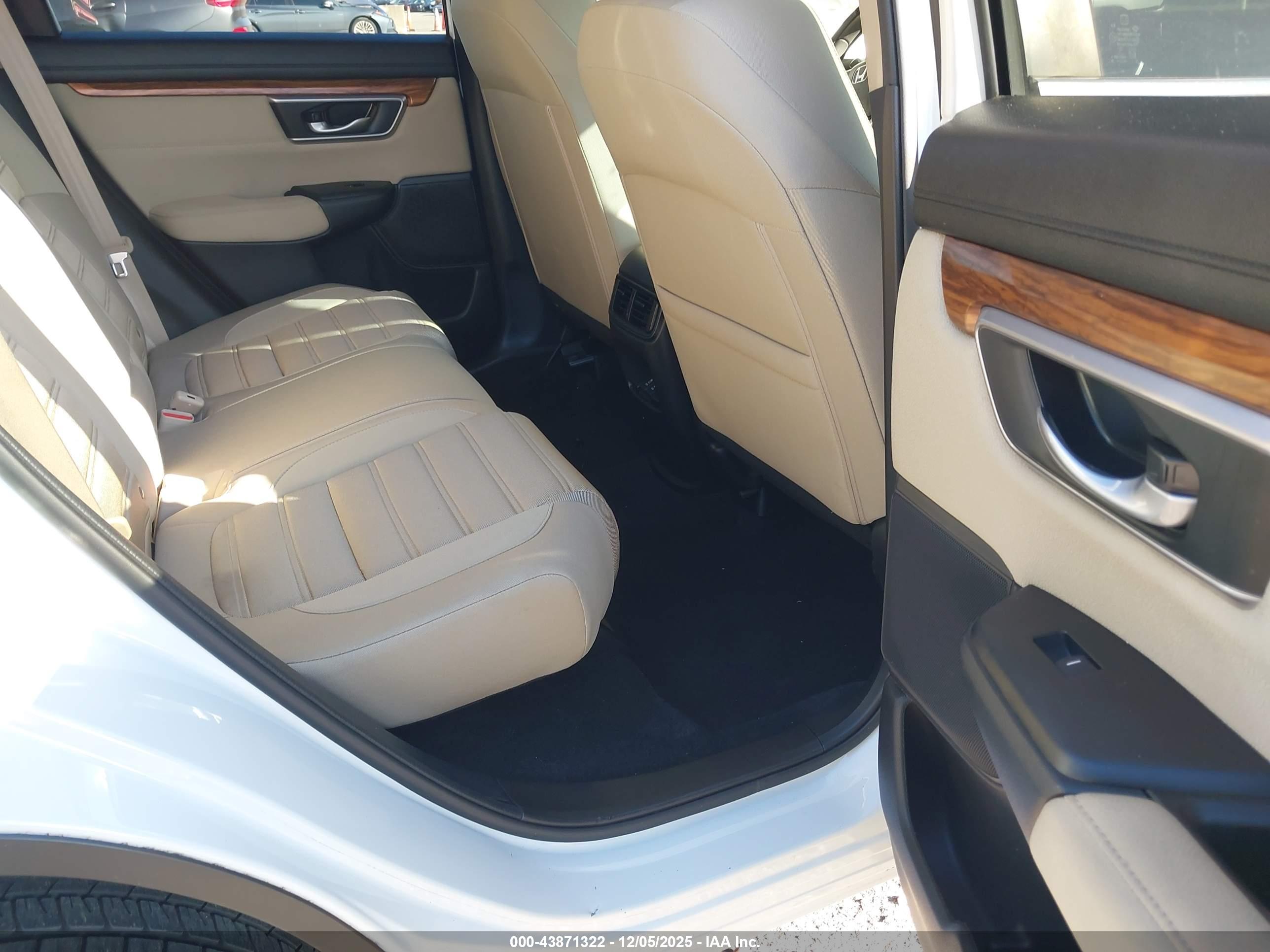 HONDA CR-V image 8
