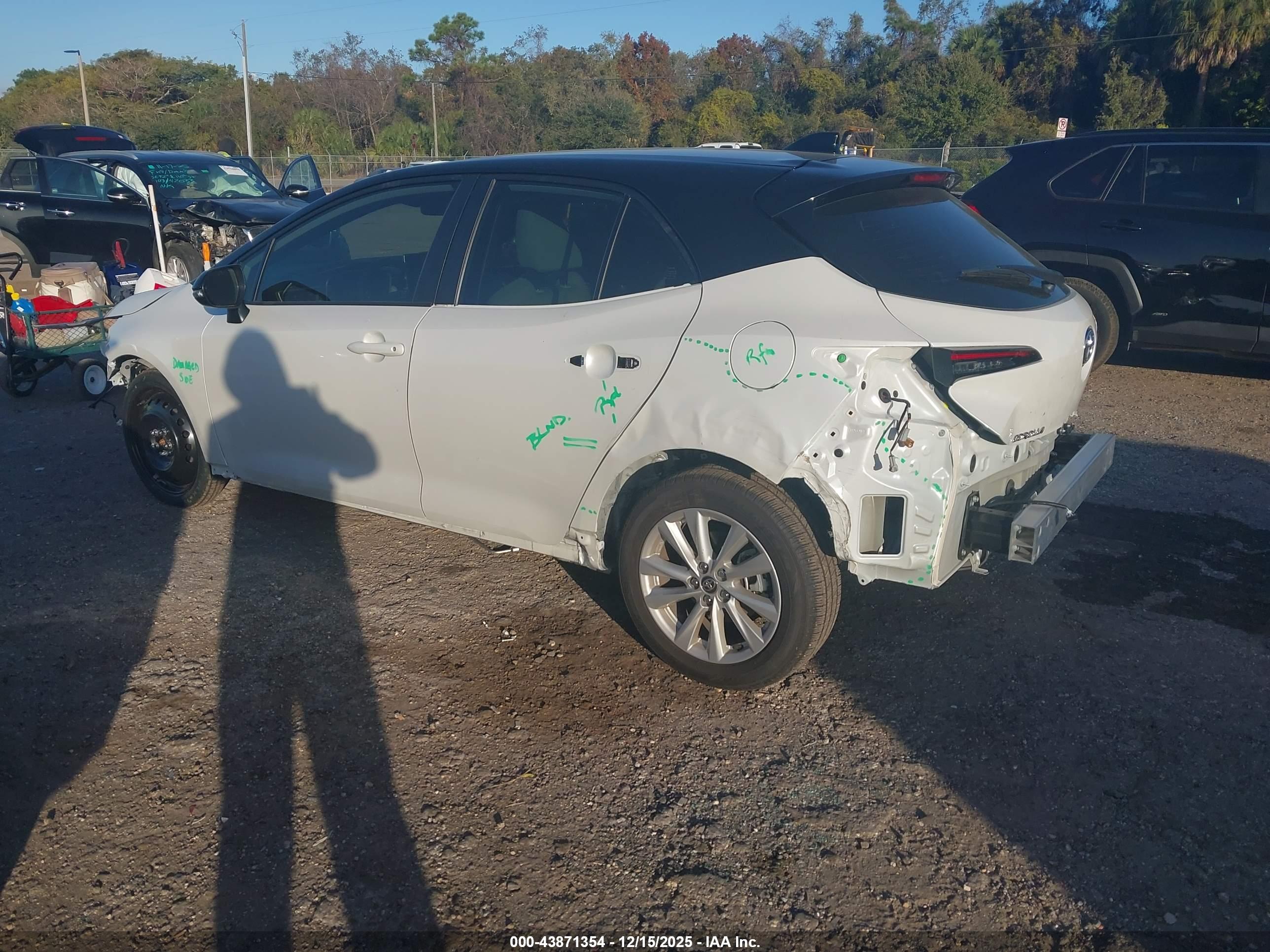 TOYOTA COROLLA image 3