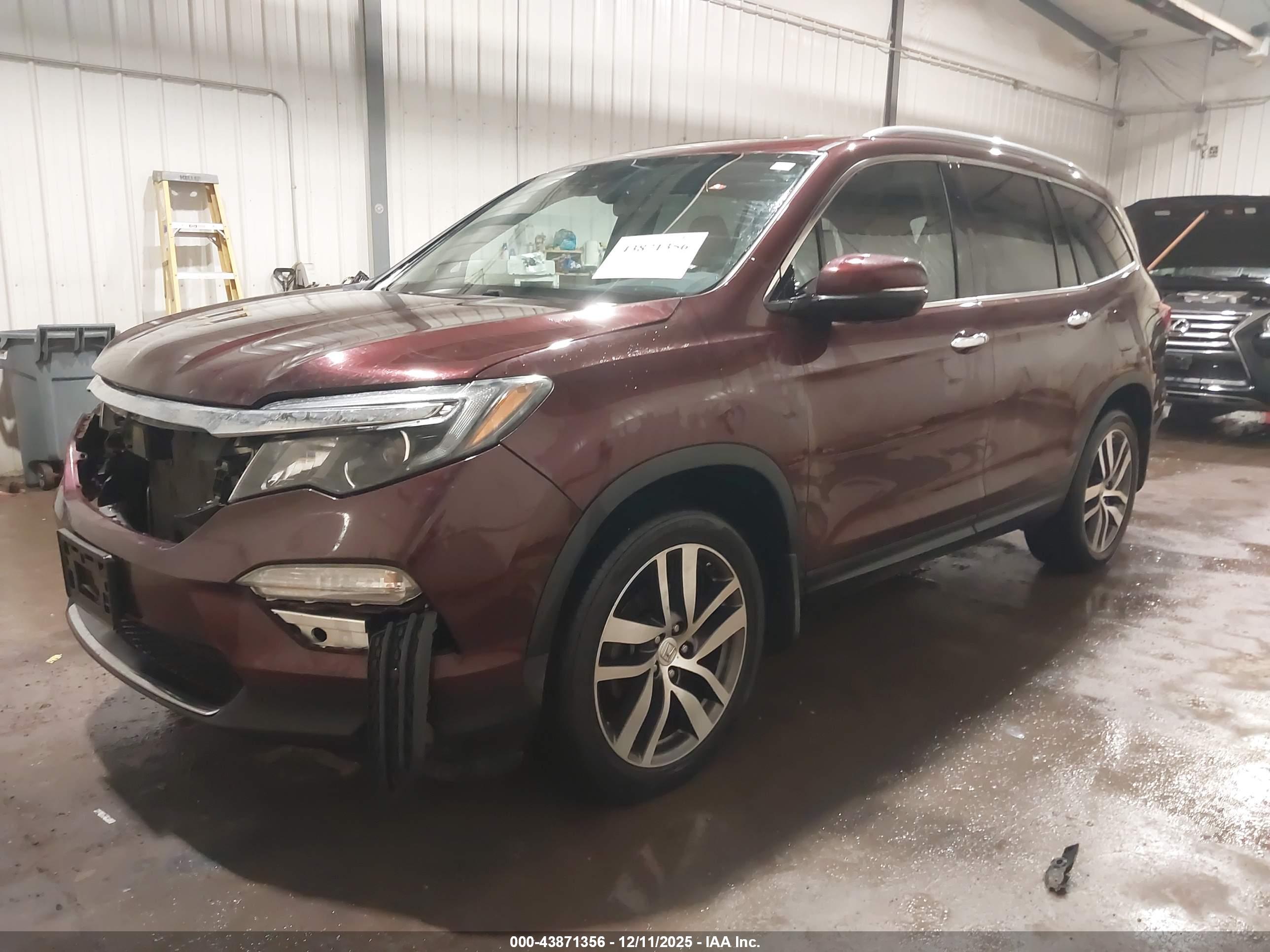 HONDA PILOT image 2