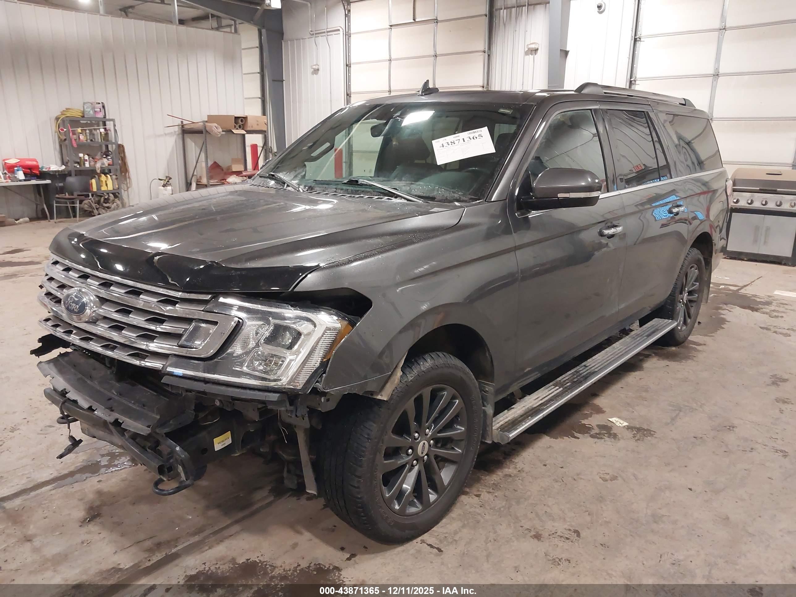 FORD EXPEDITION image 2