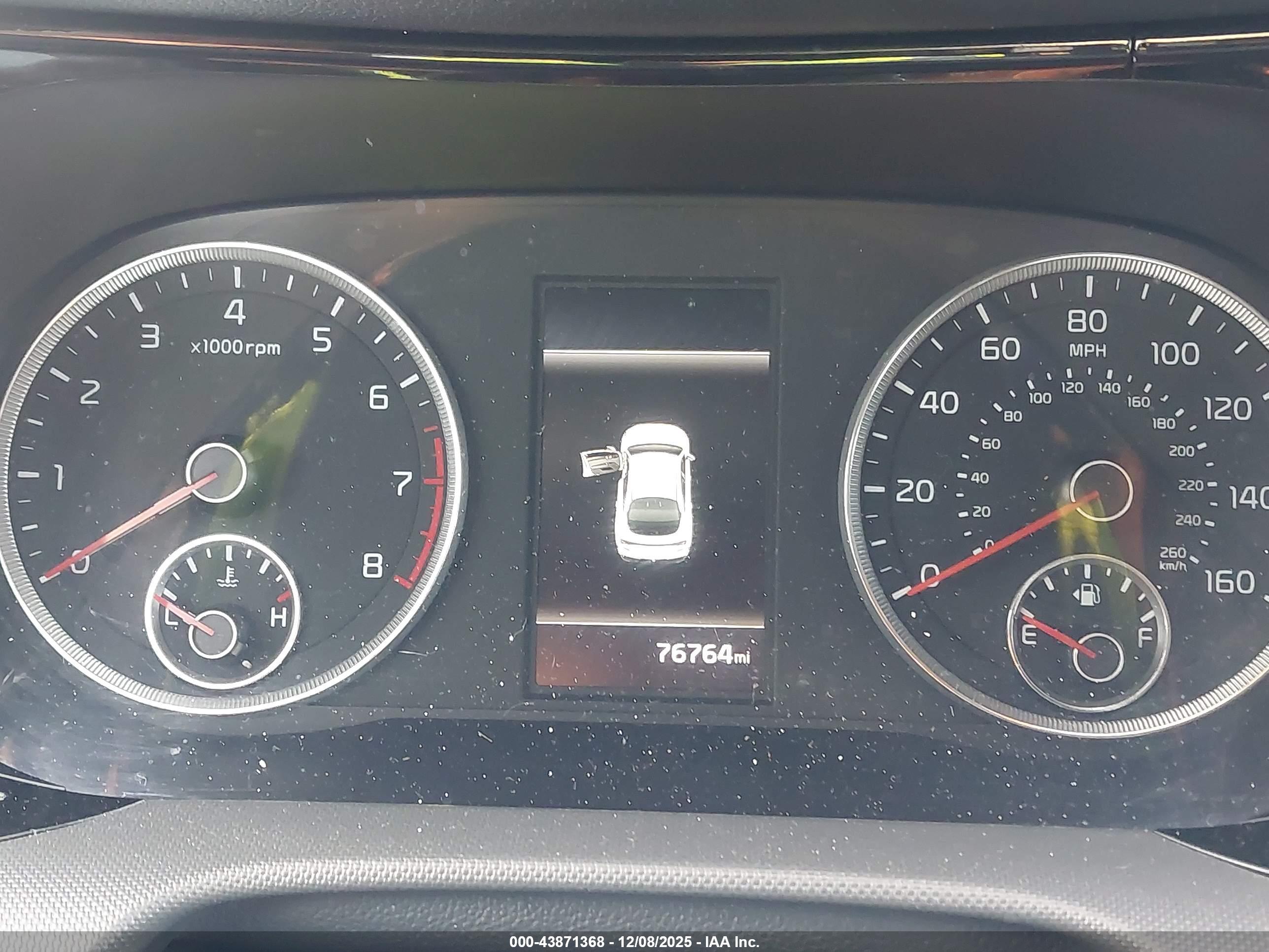 KIA K5 image 7