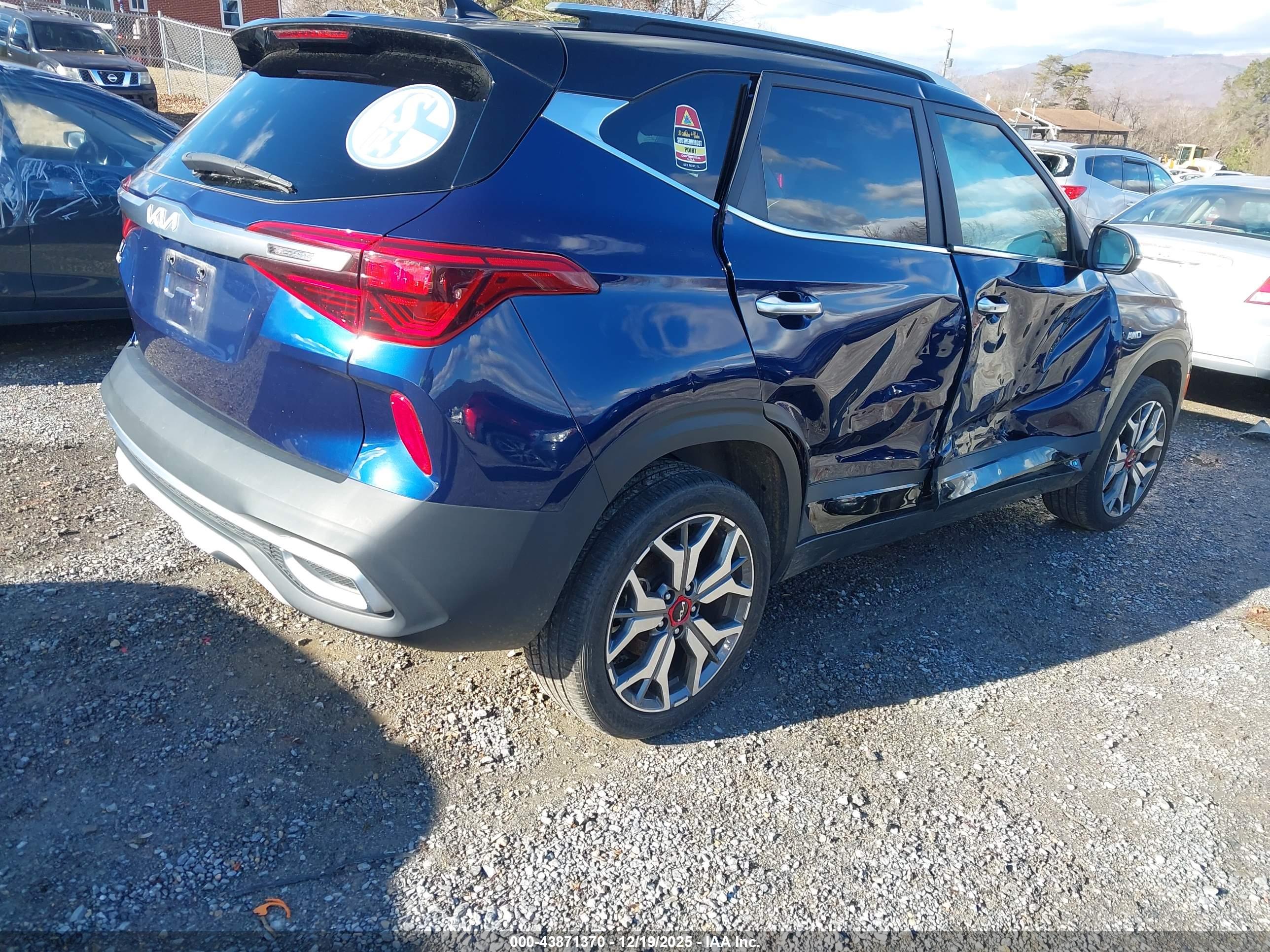 KIA SELTOS image 4