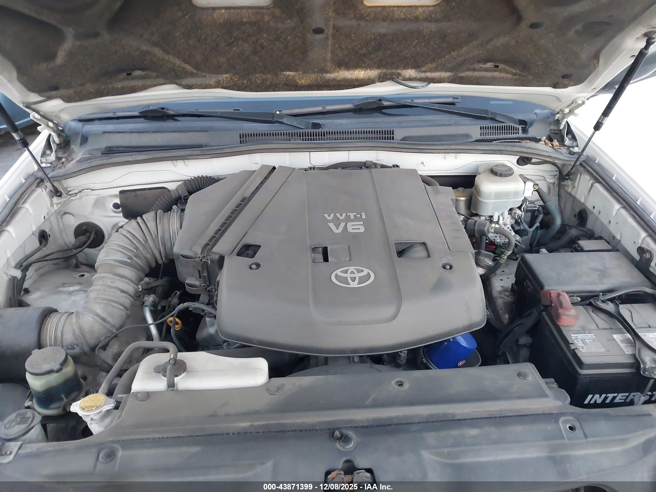 TOYOTA 4RUNNER image 10