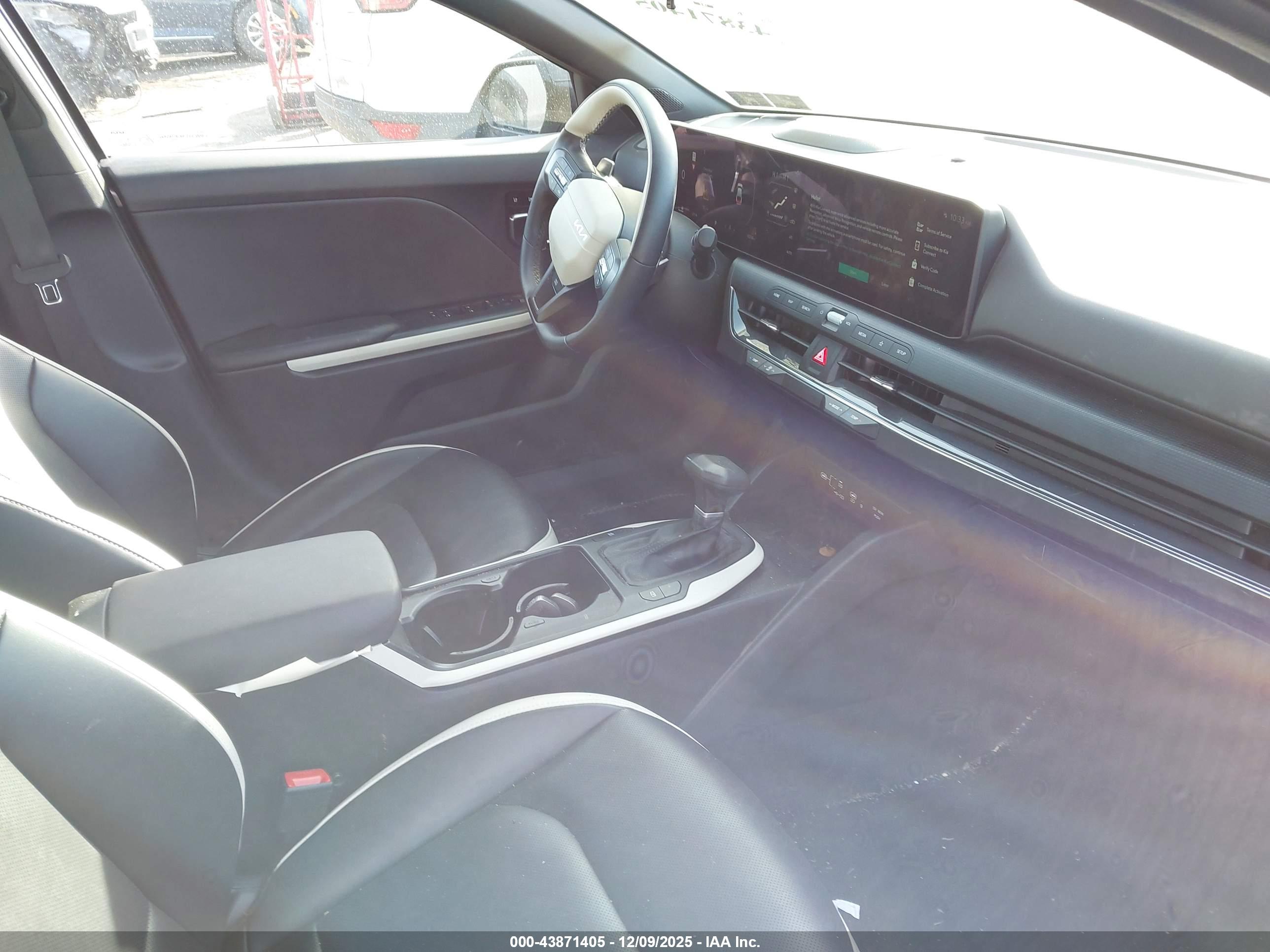 KIA K4 image 5
