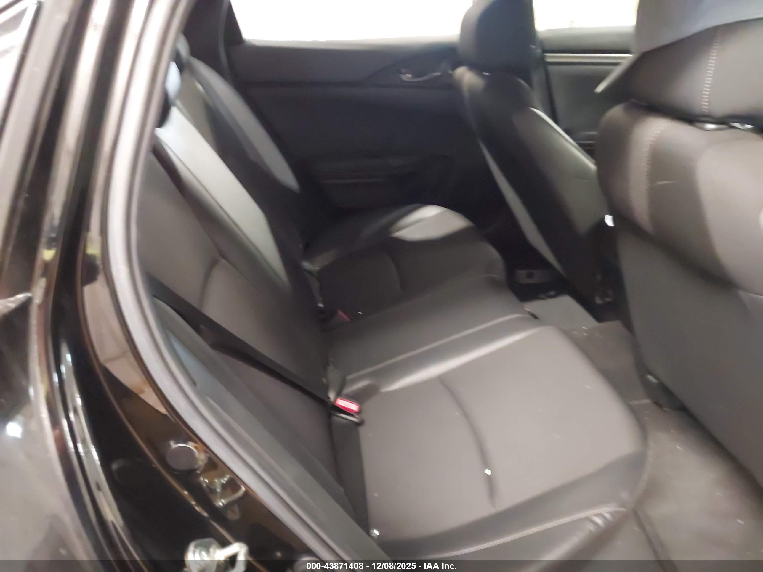 HONDA CIVIC image 8