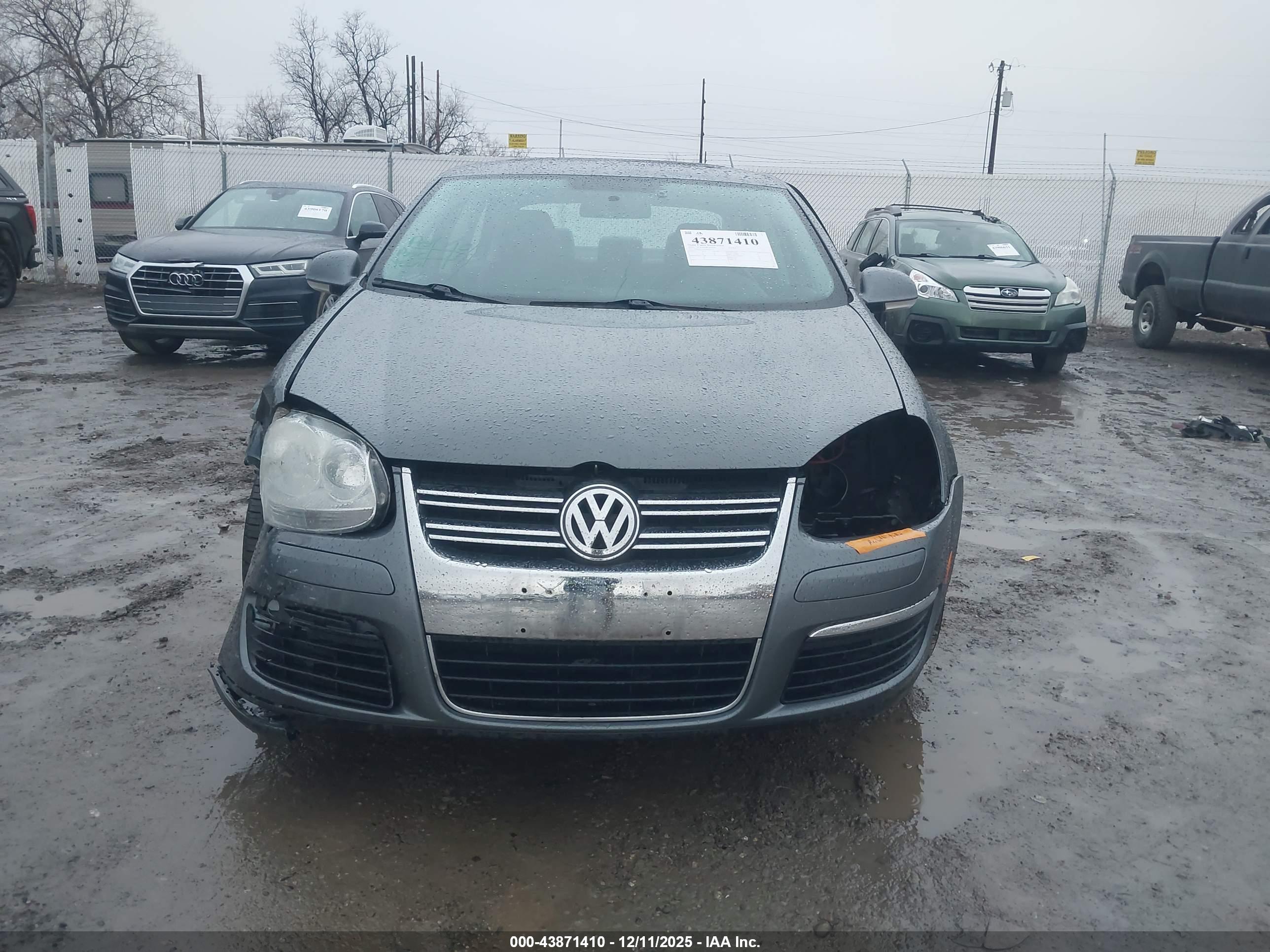 VOLKSWAGEN JETTA image 6