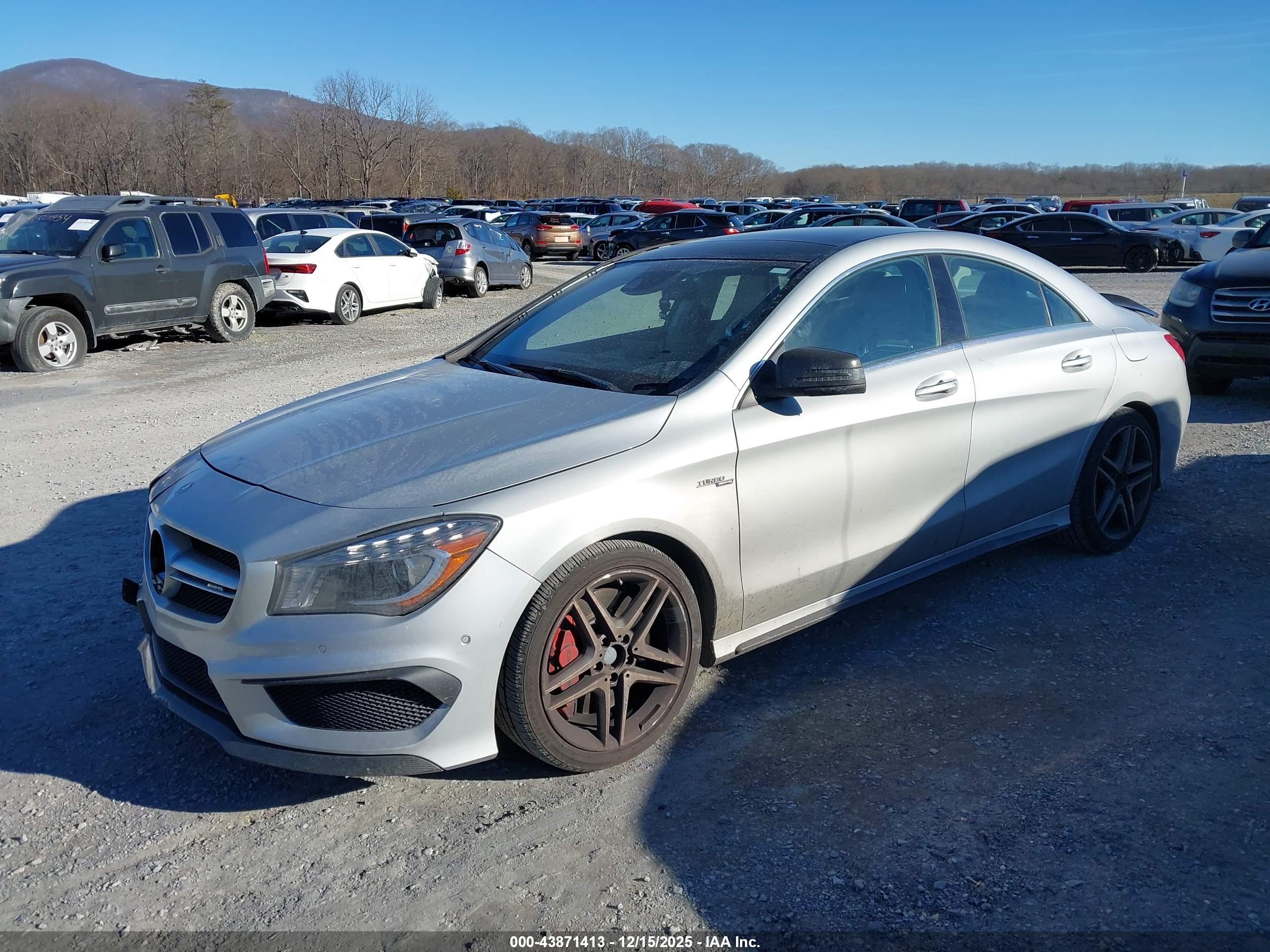 MERCEDES-BENZ CLA image 2