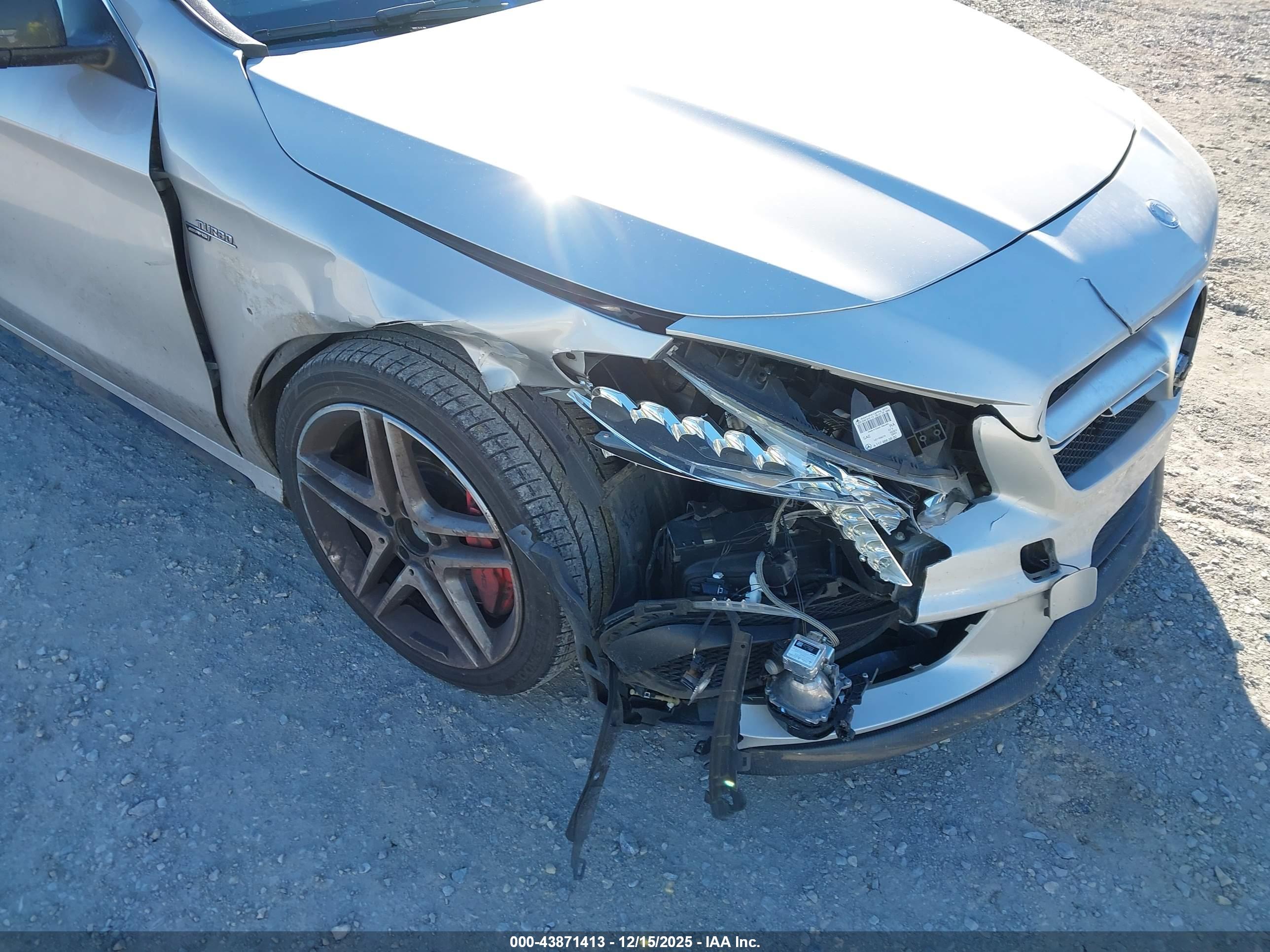 MERCEDES-BENZ CLA image 6