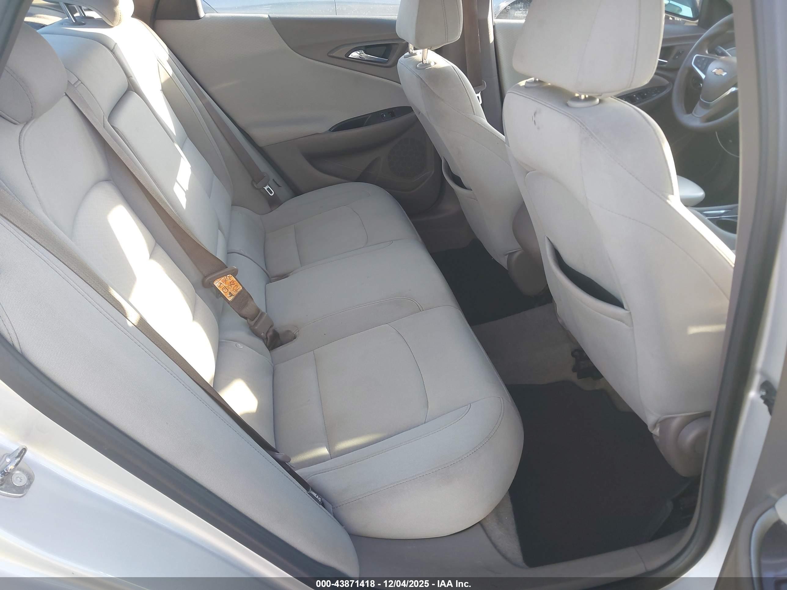 CHEVROLET MALIBU image 8