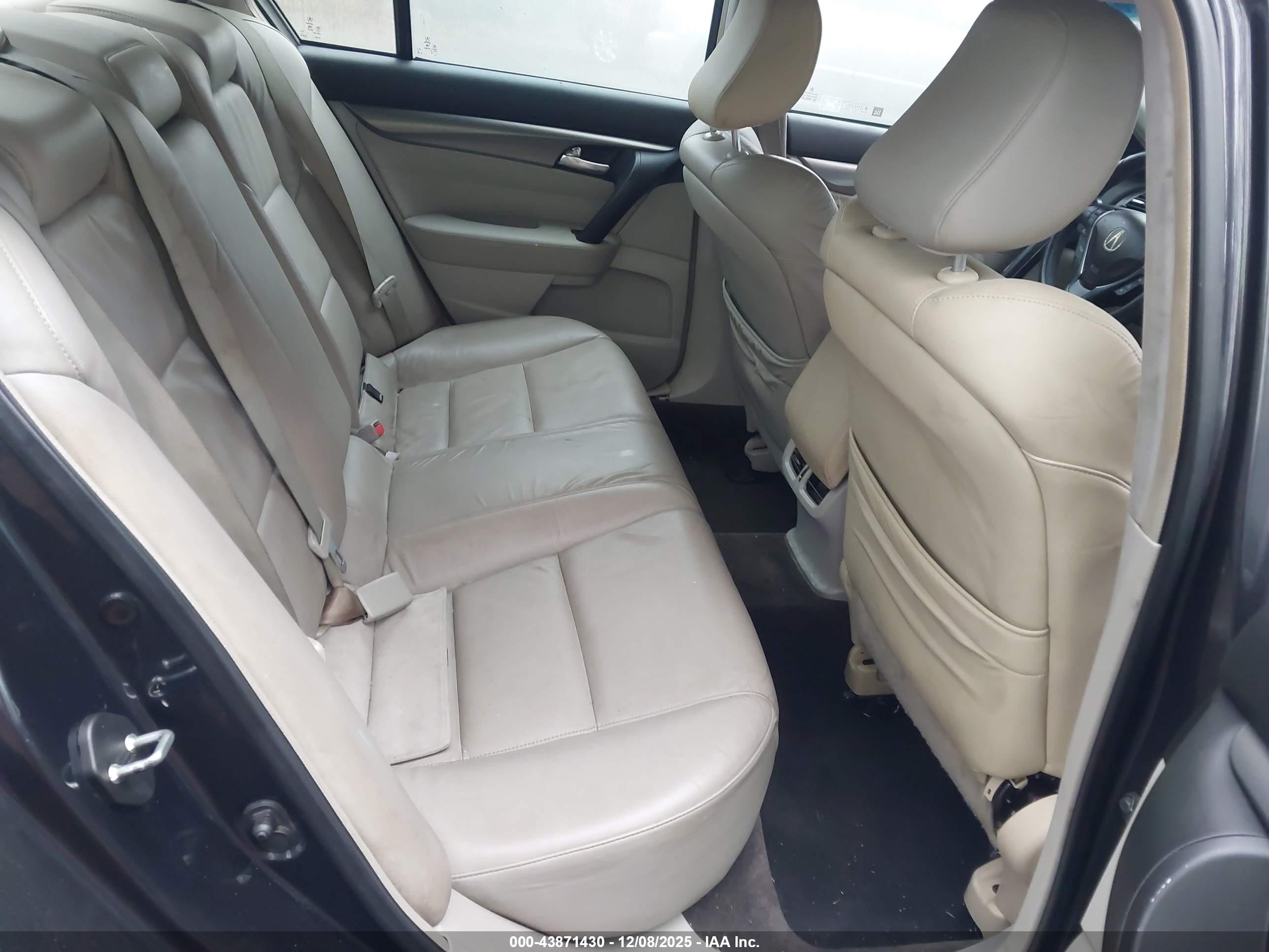ACURA TL image 8
