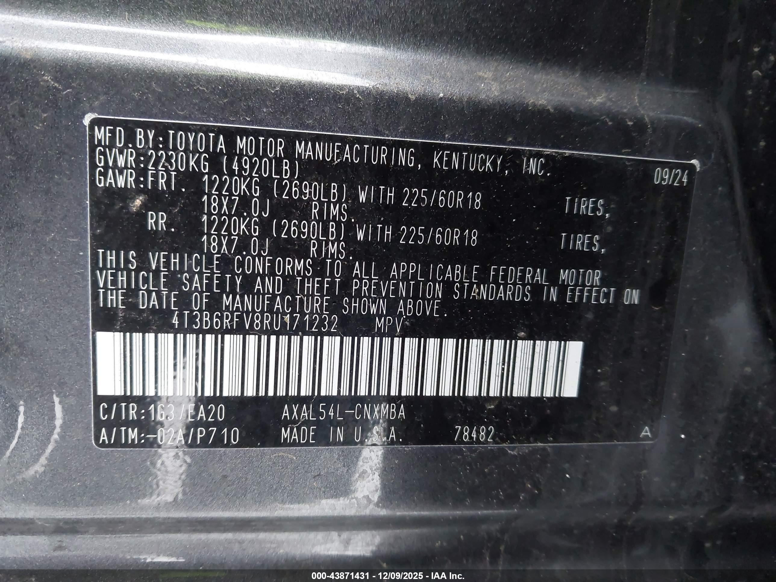 TOYOTA RAV4 image 9