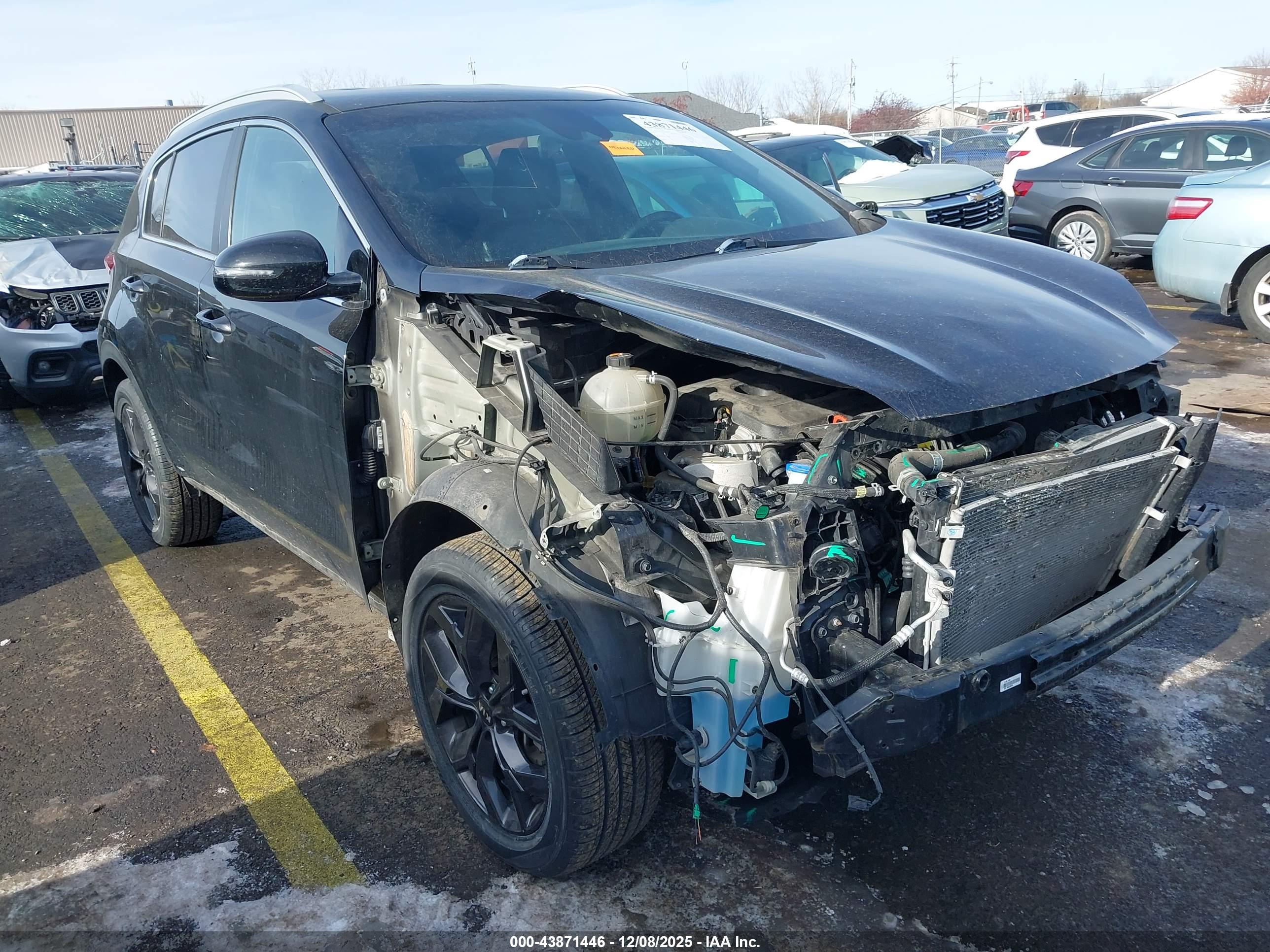 KIA SPORTAGE image 6