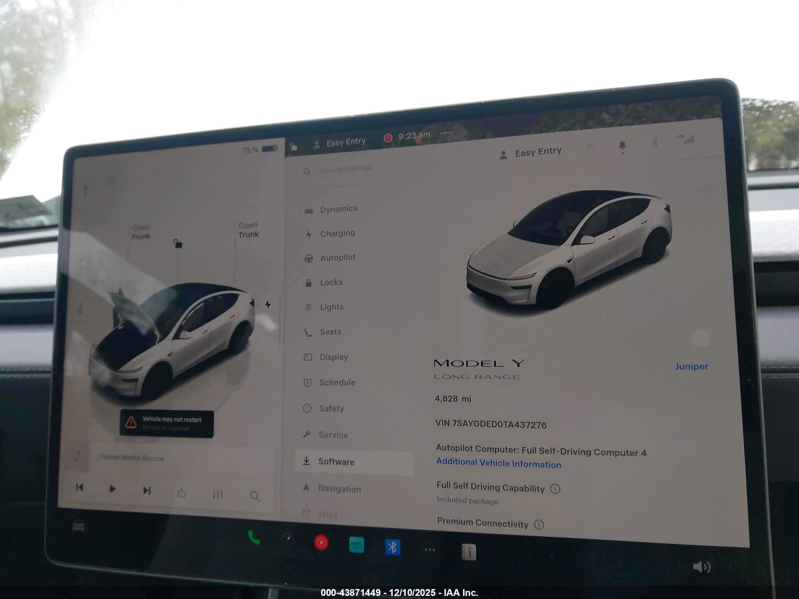 TESLA MODEL image 7