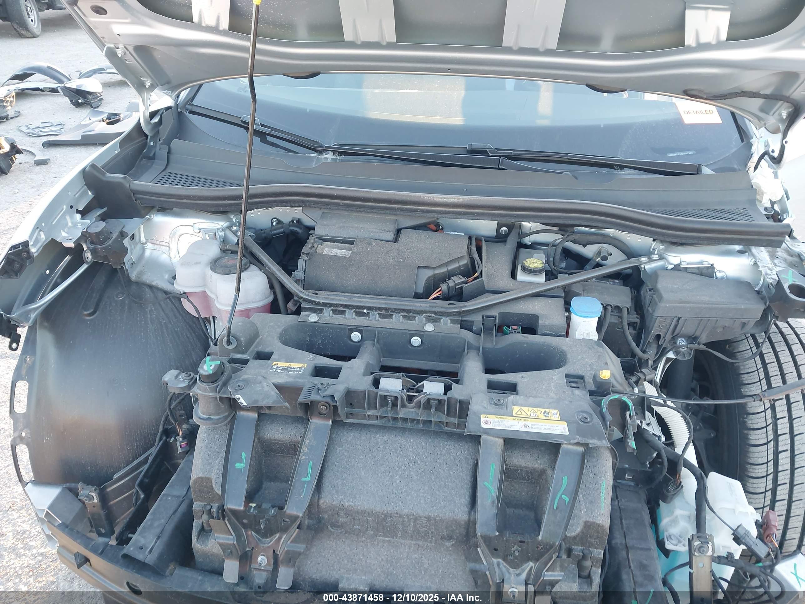 VOLKSWAGEN ID.4 image 10