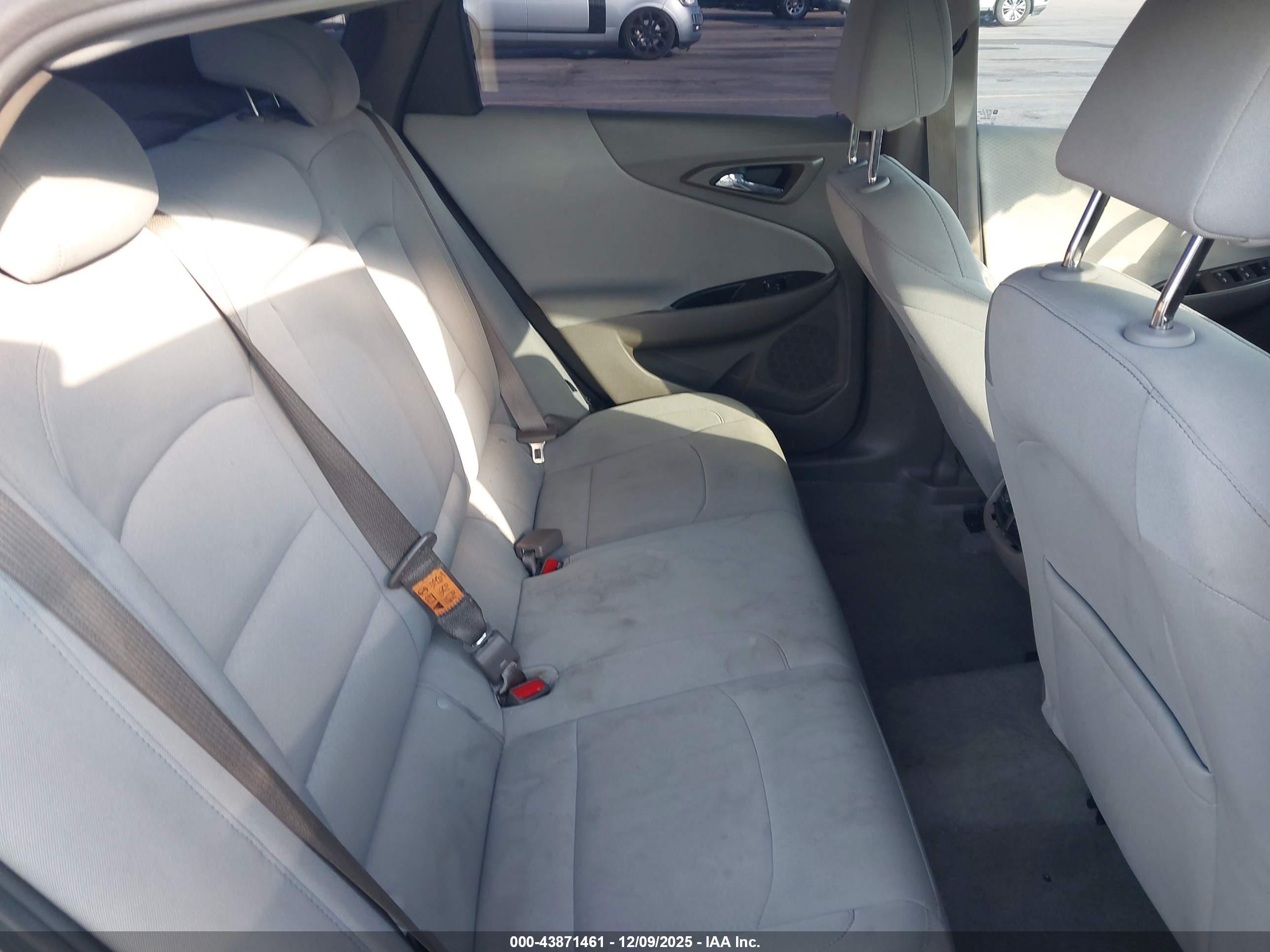 CHEVROLET MALIBU image 8