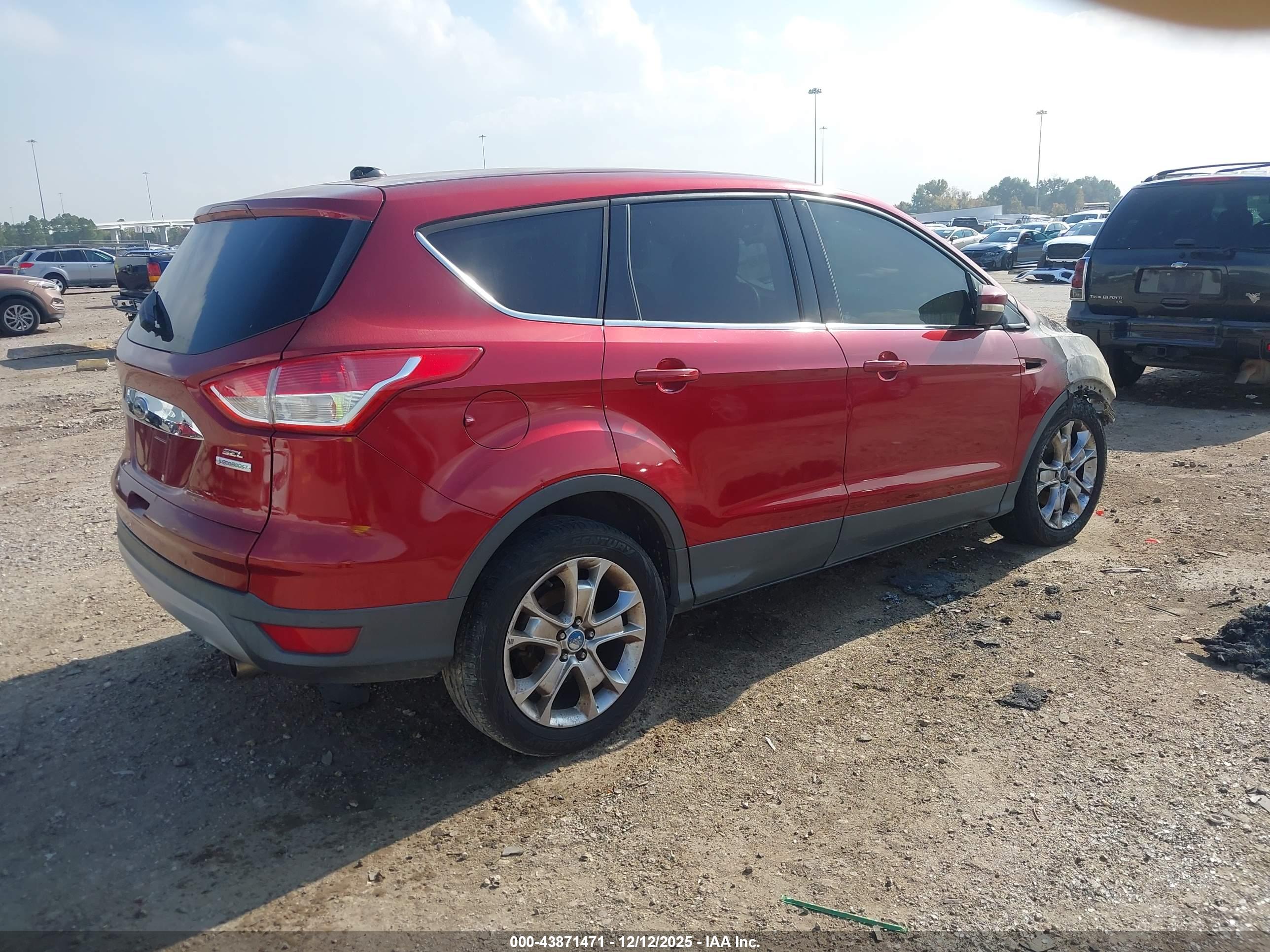FORD ESCAPE image 4