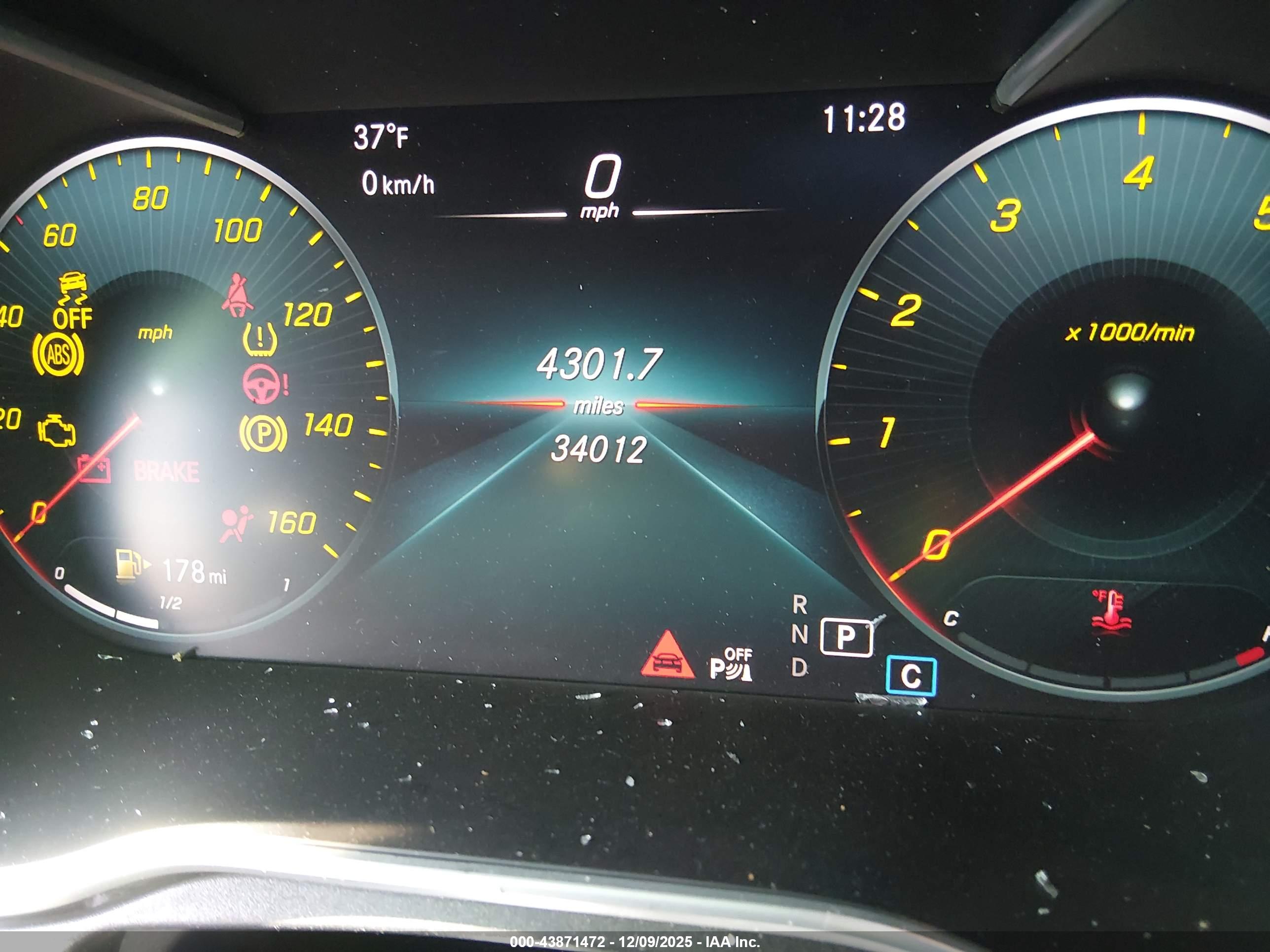 MERCEDES-BENZ GLC image 7