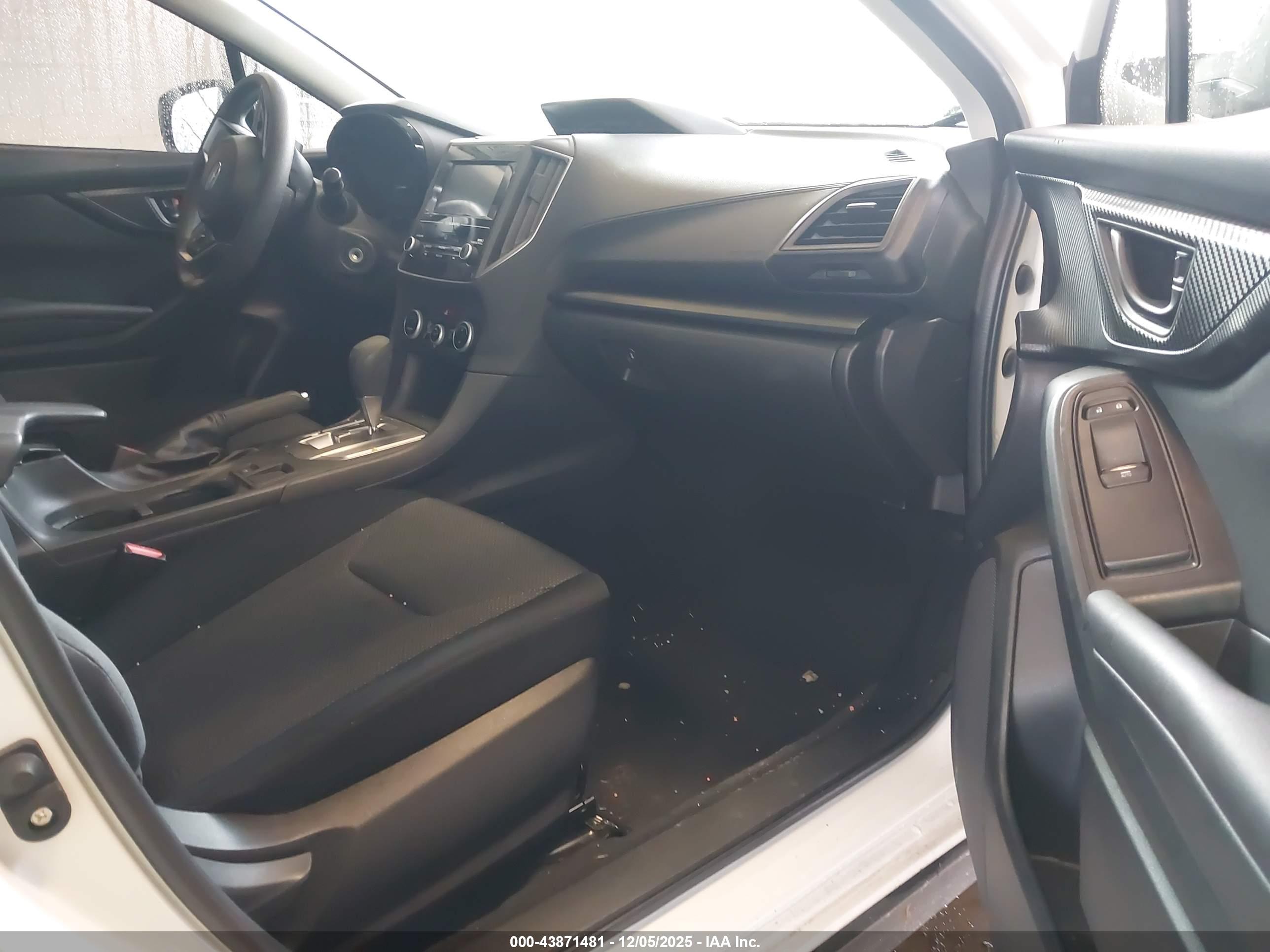 SUBARU CROSSTREK image 5