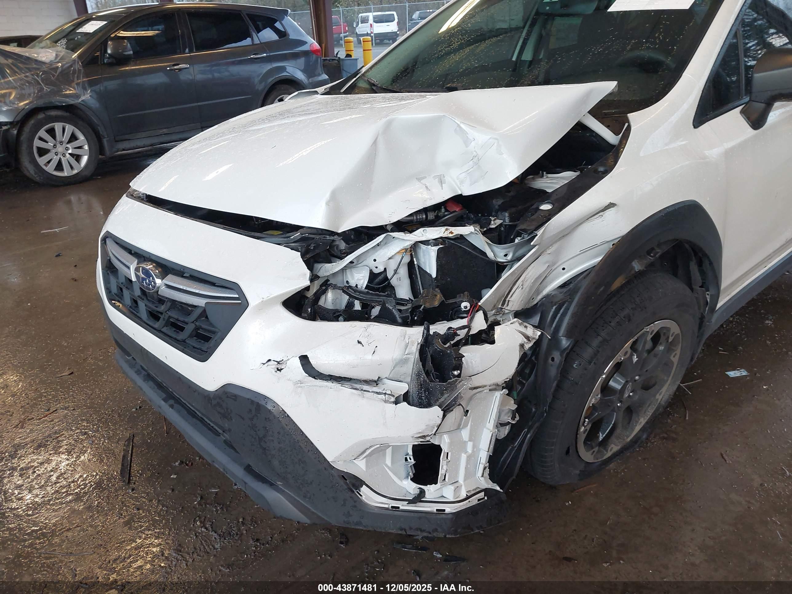 SUBARU CROSSTREK image 6
