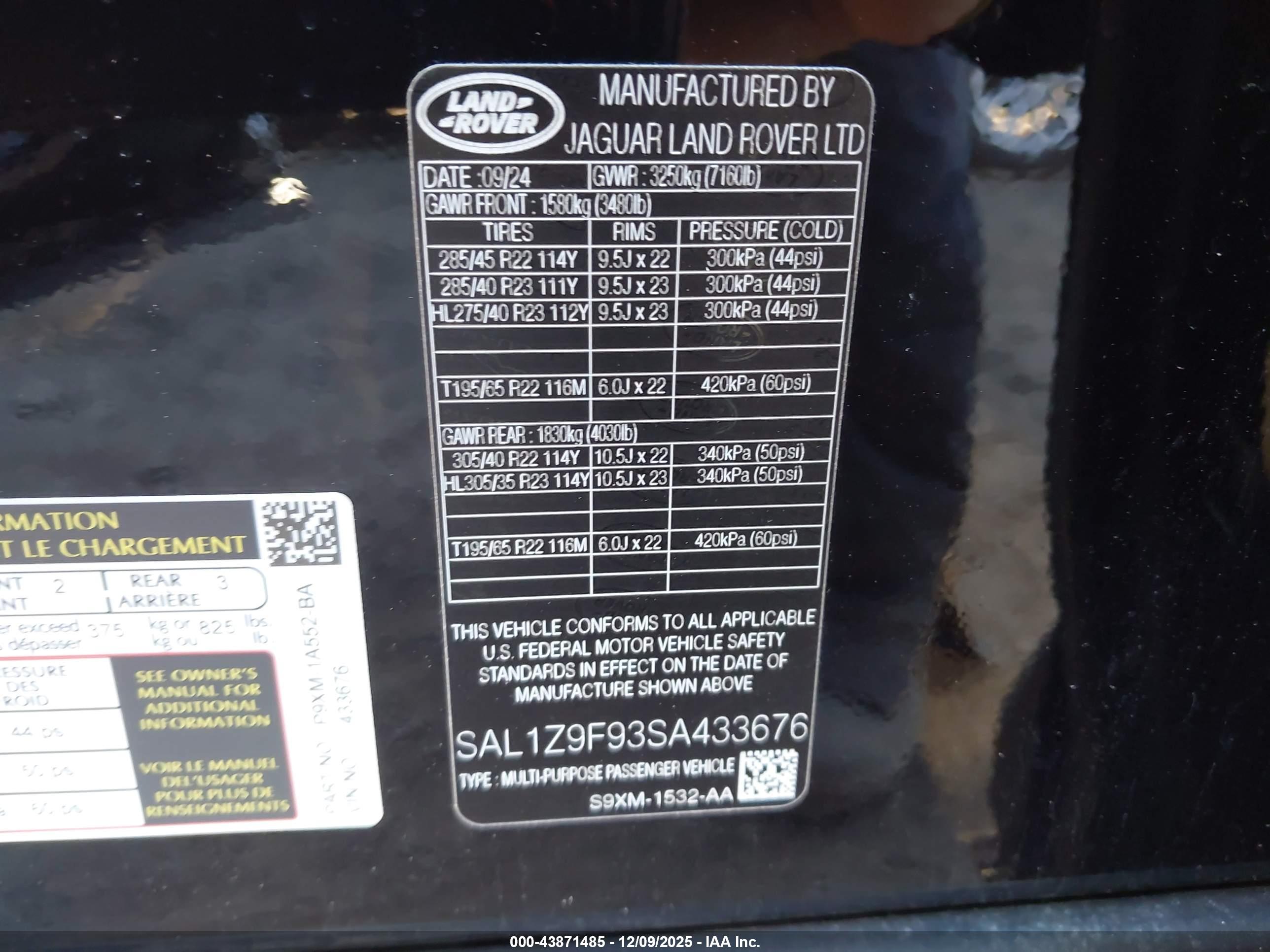 LAND ROVER image 9