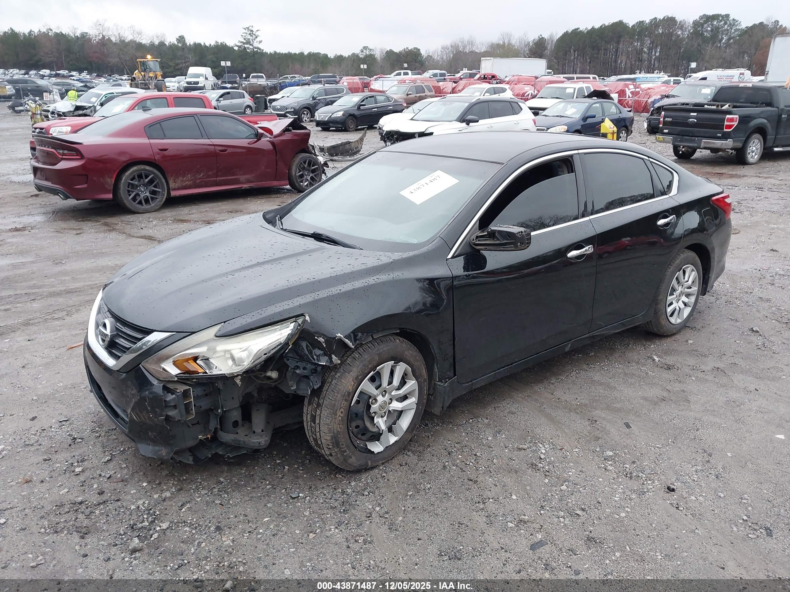 NISSAN ALTIMA image 2