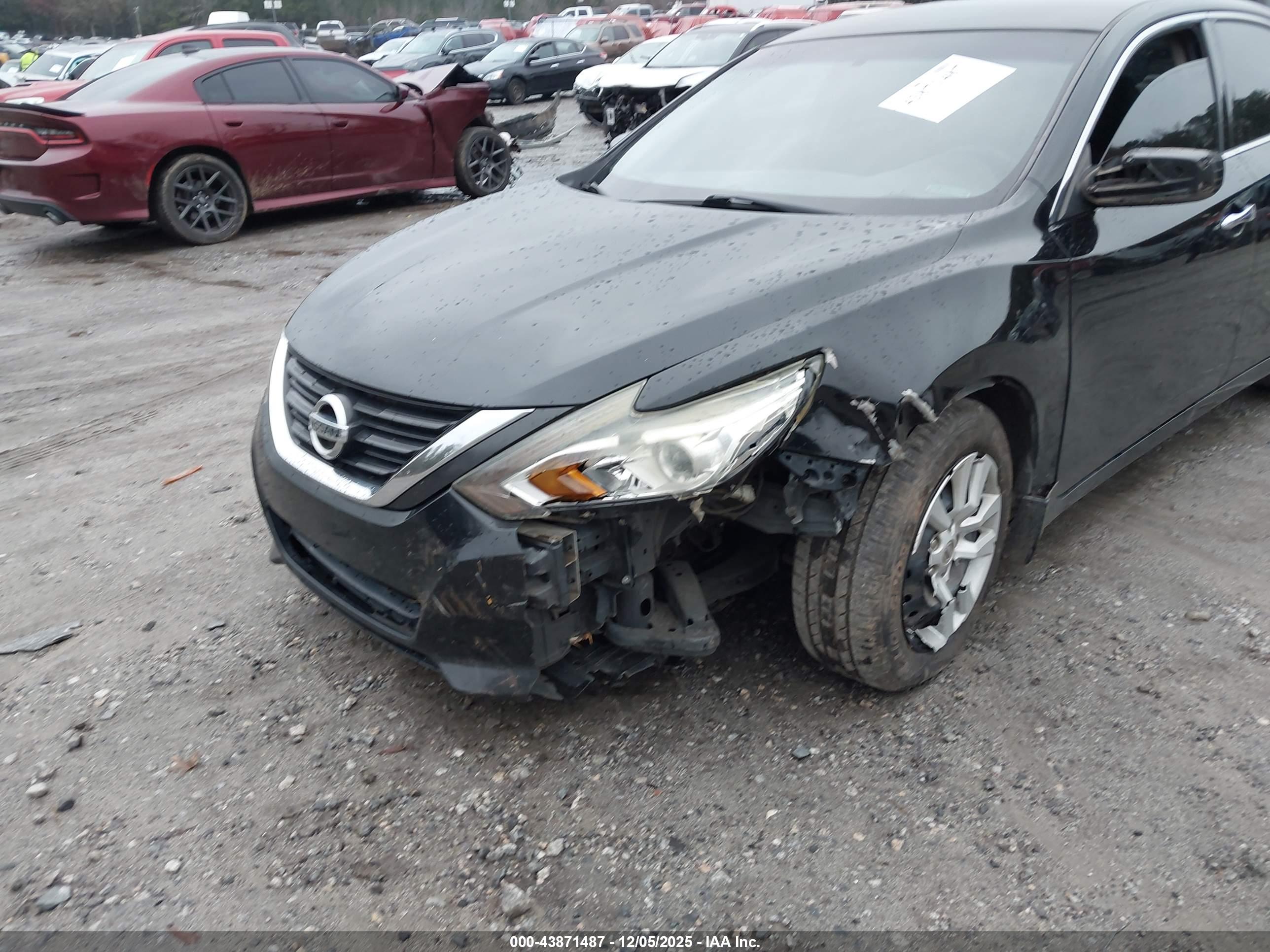 NISSAN ALTIMA image 6