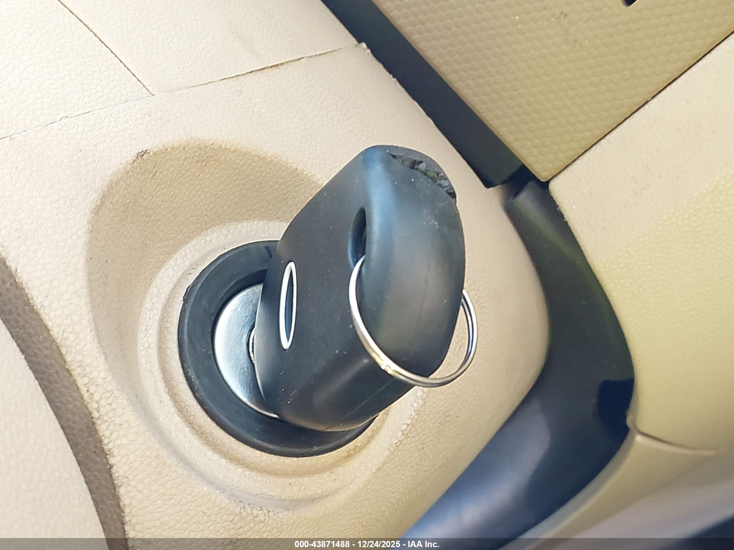 FORD ESCAPE image 11