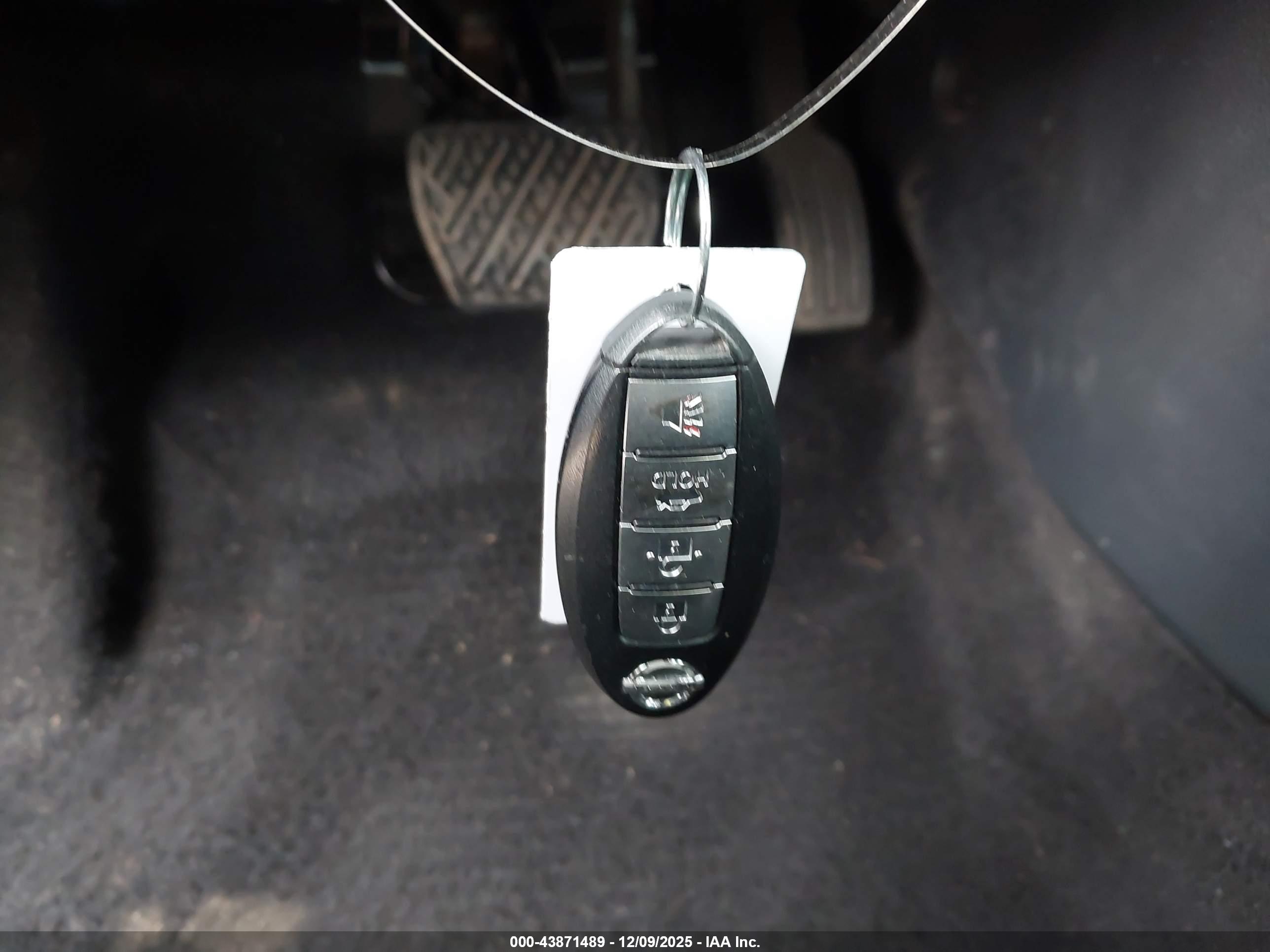 NISSAN SENTRA image 11