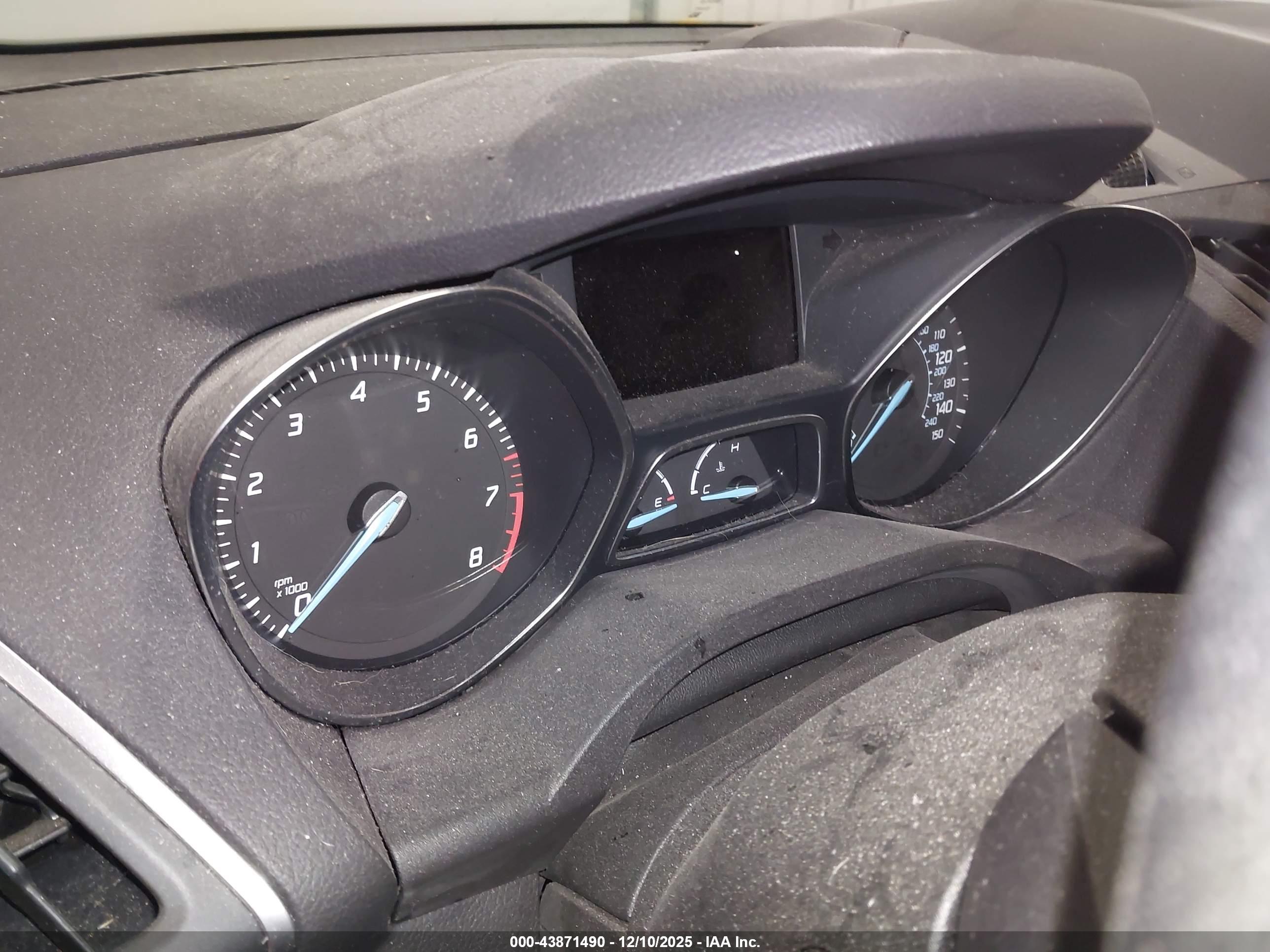 FORD ESCAPE image 7