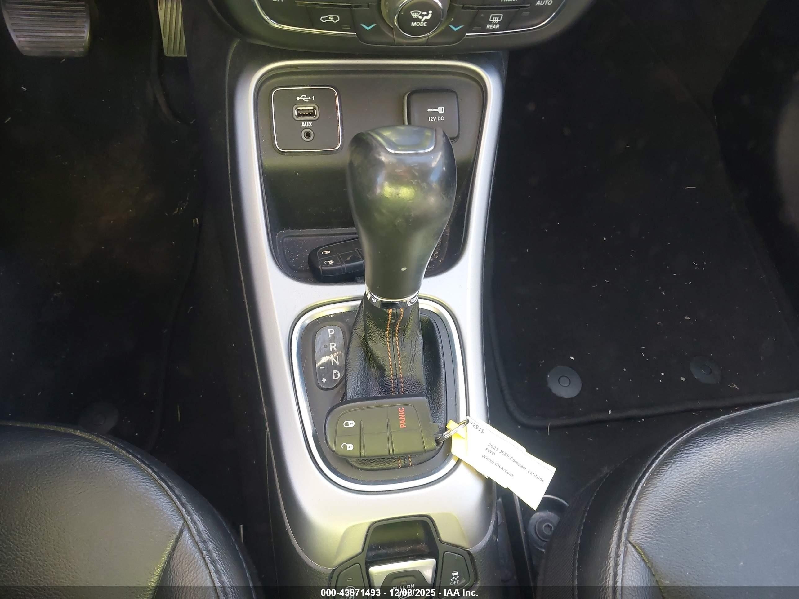JEEP COMPASS image 11