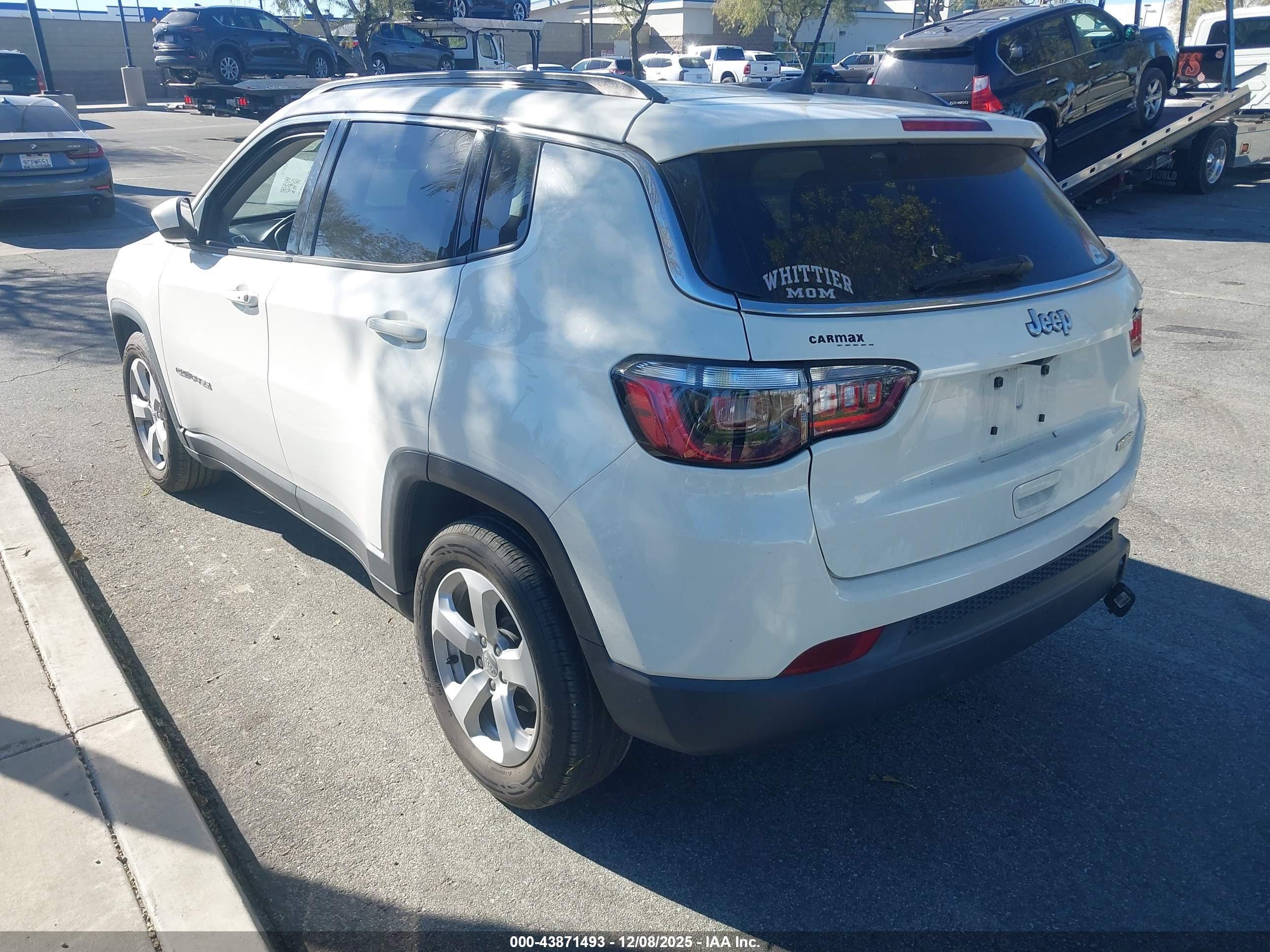 JEEP COMPASS image 3