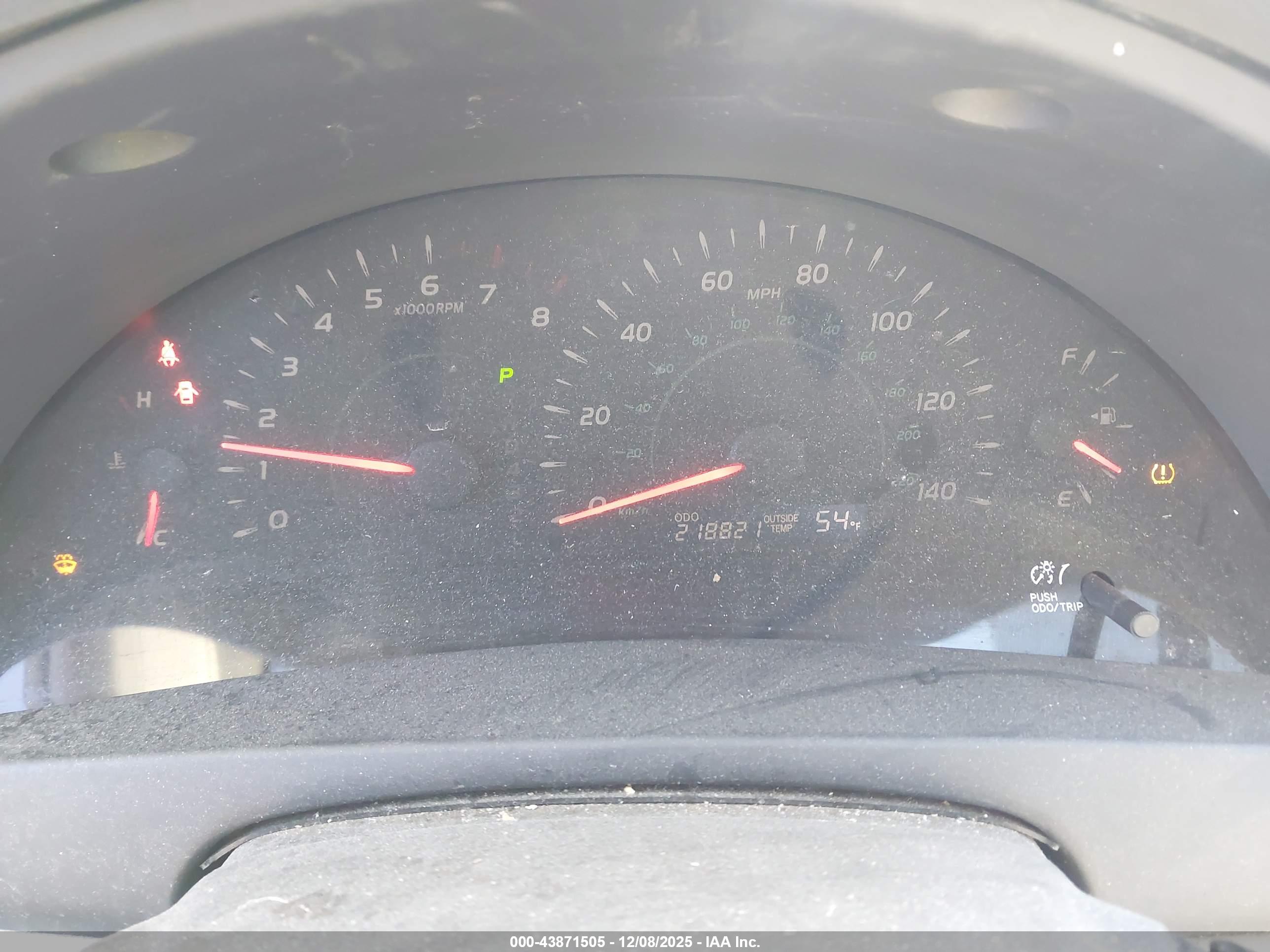 TOYOTA CAMRY image 7