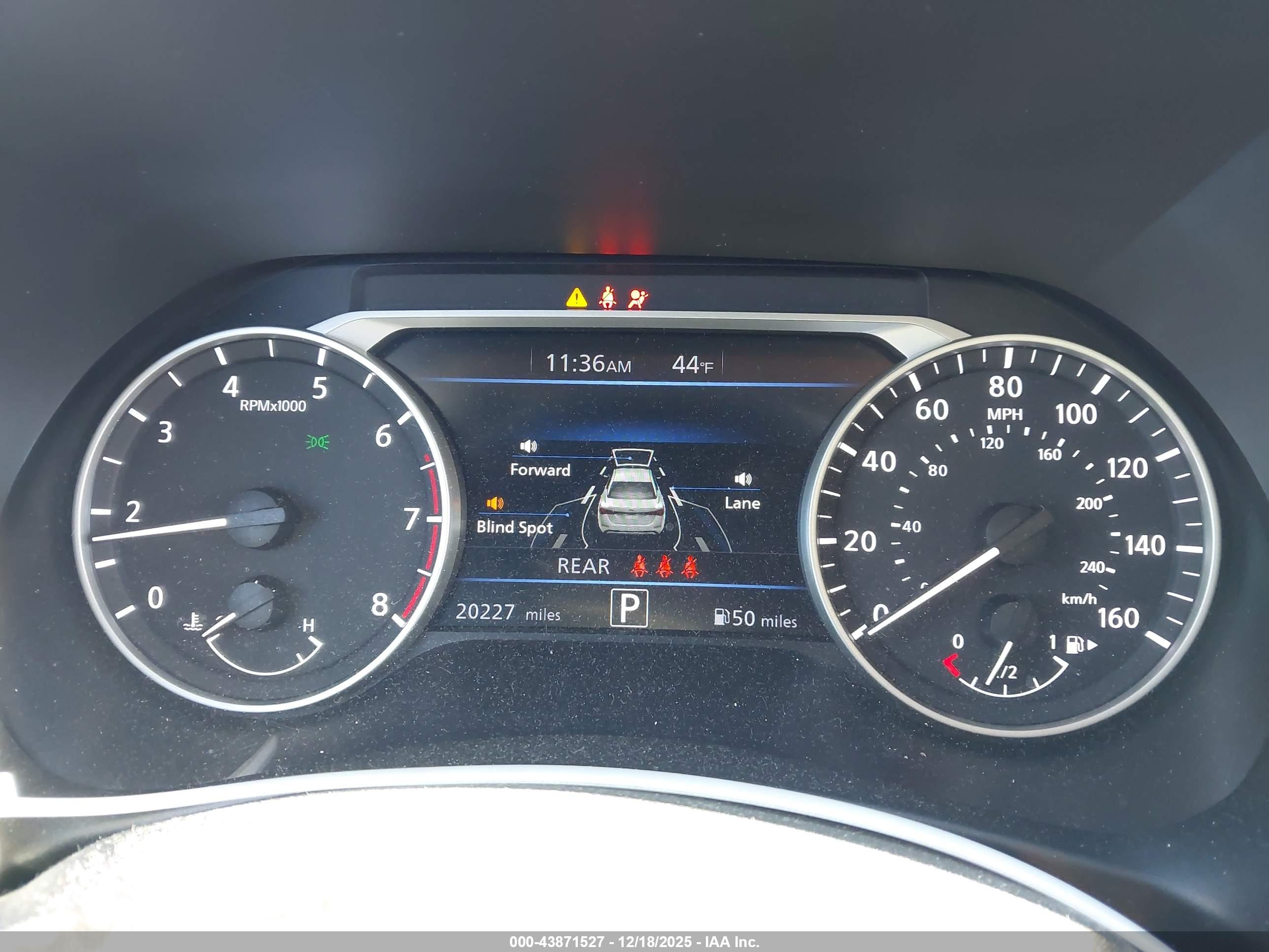 NISSAN SENTRA image 7