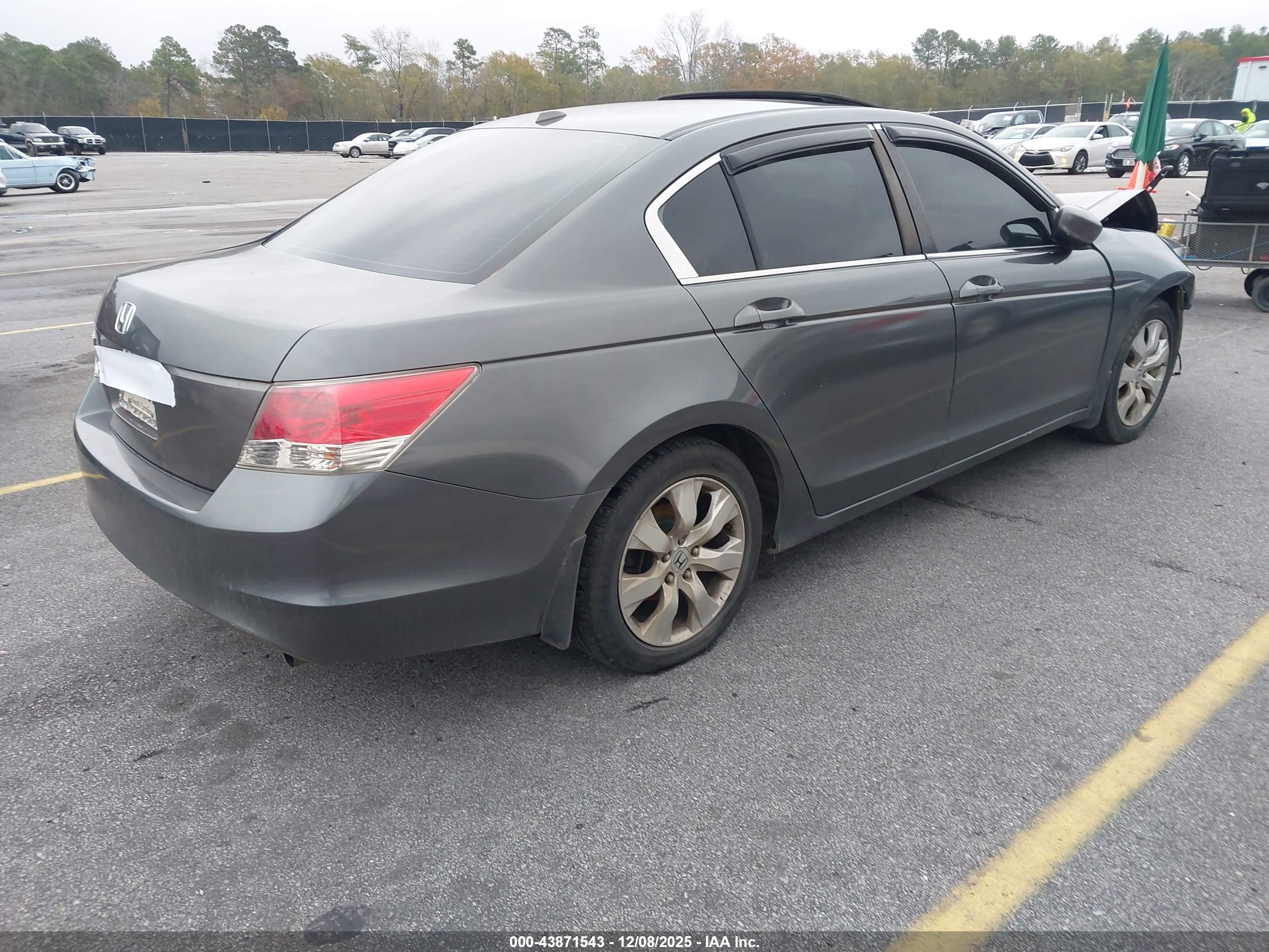 HONDA ACCORD image 4