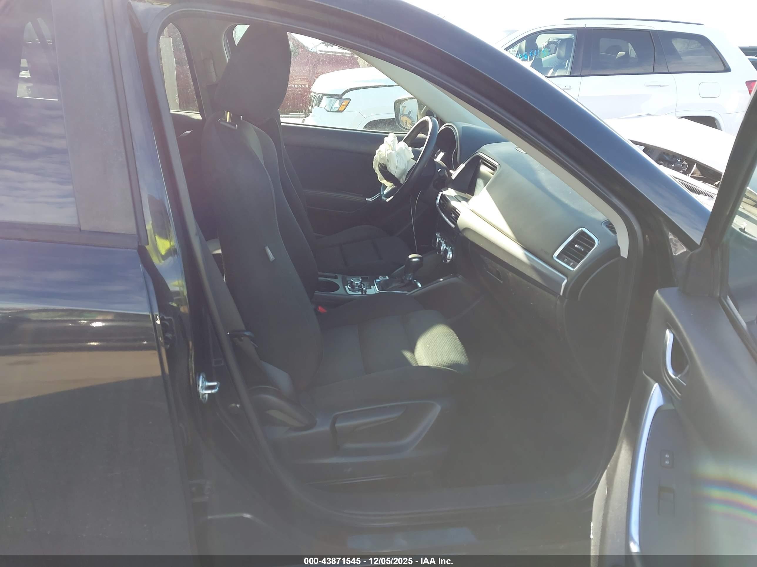 MAZDA CX-5 image 5