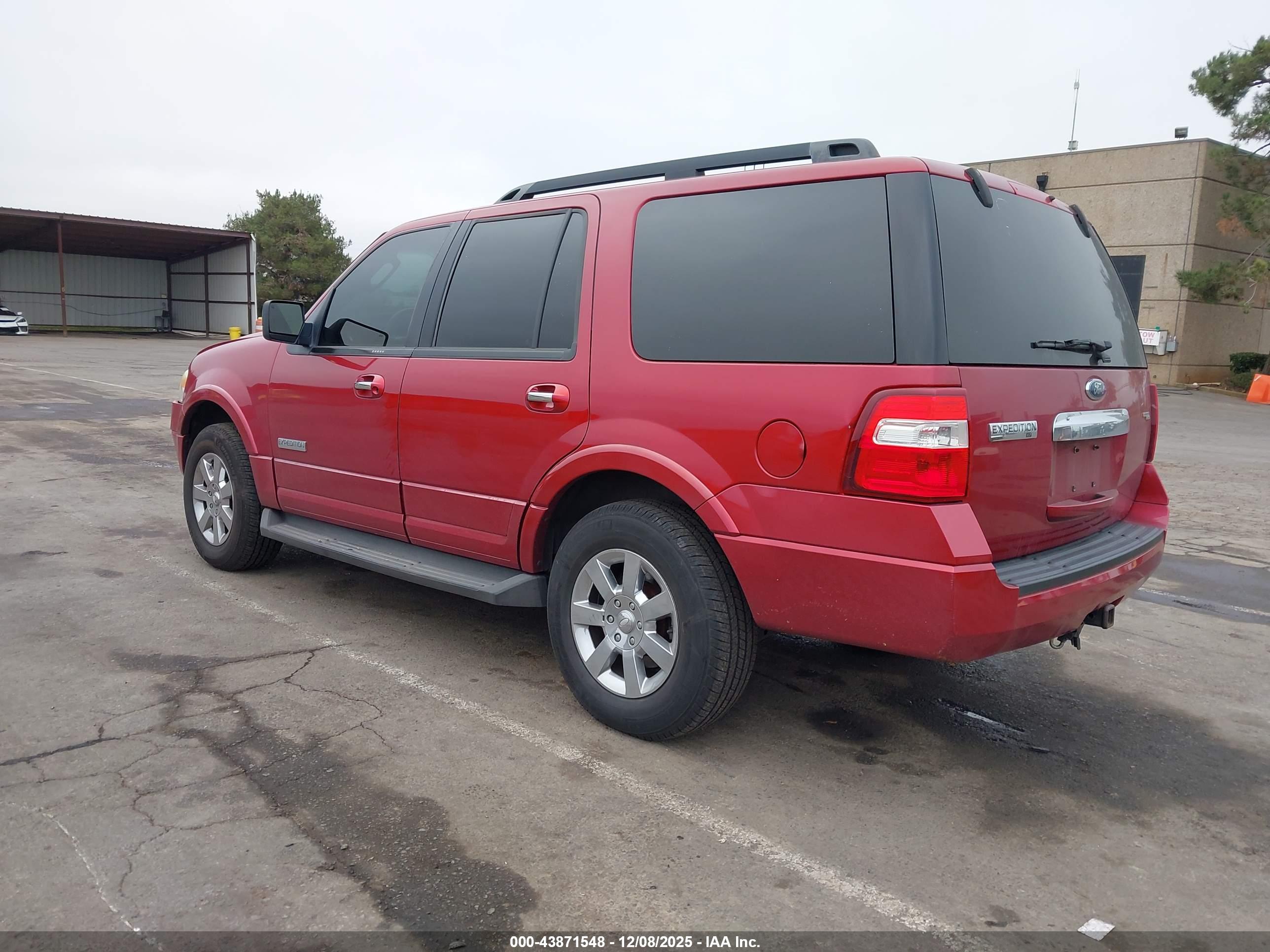 FORD EXPEDITION image 3