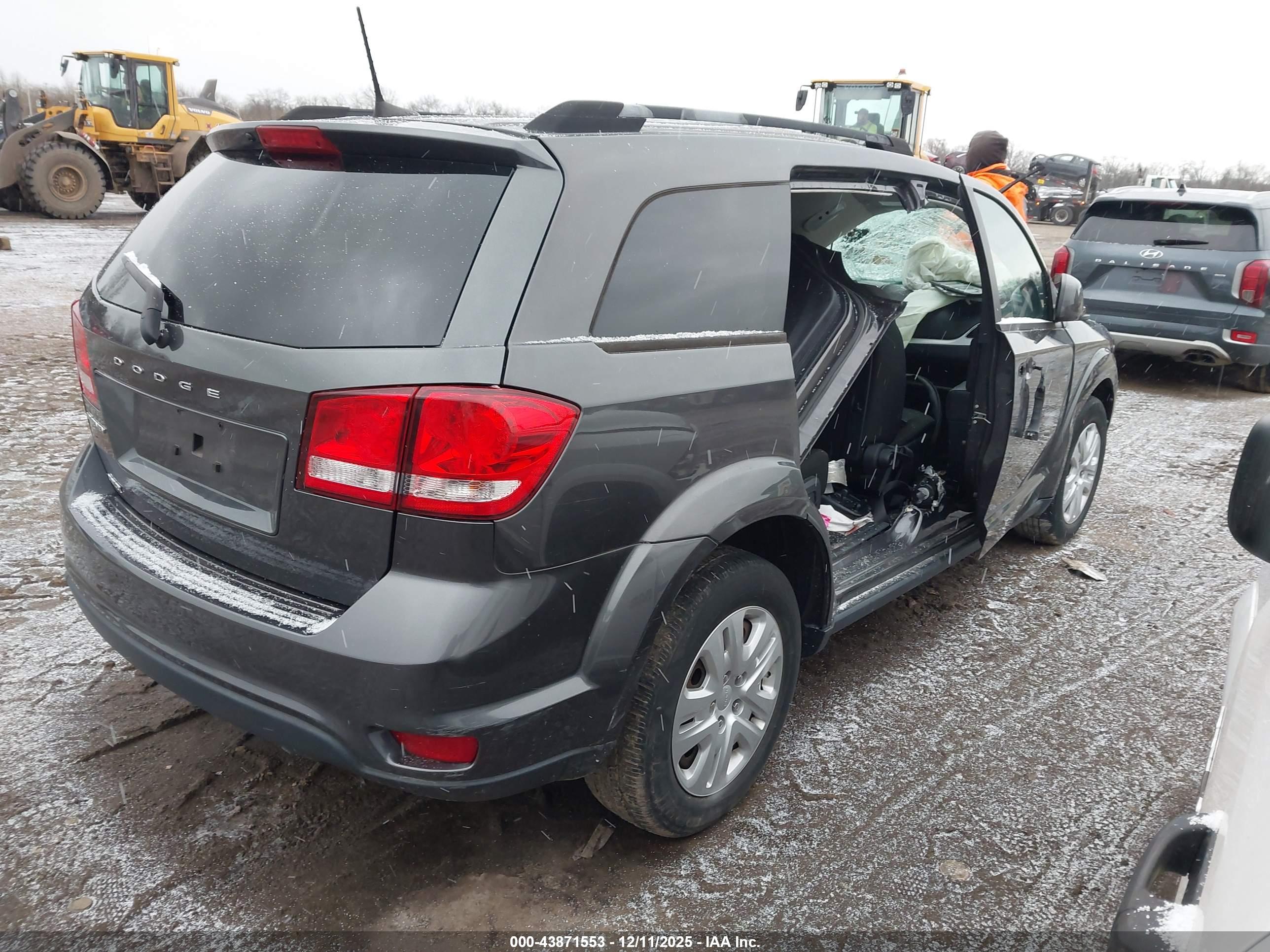 DODGE JOURNEY image 4