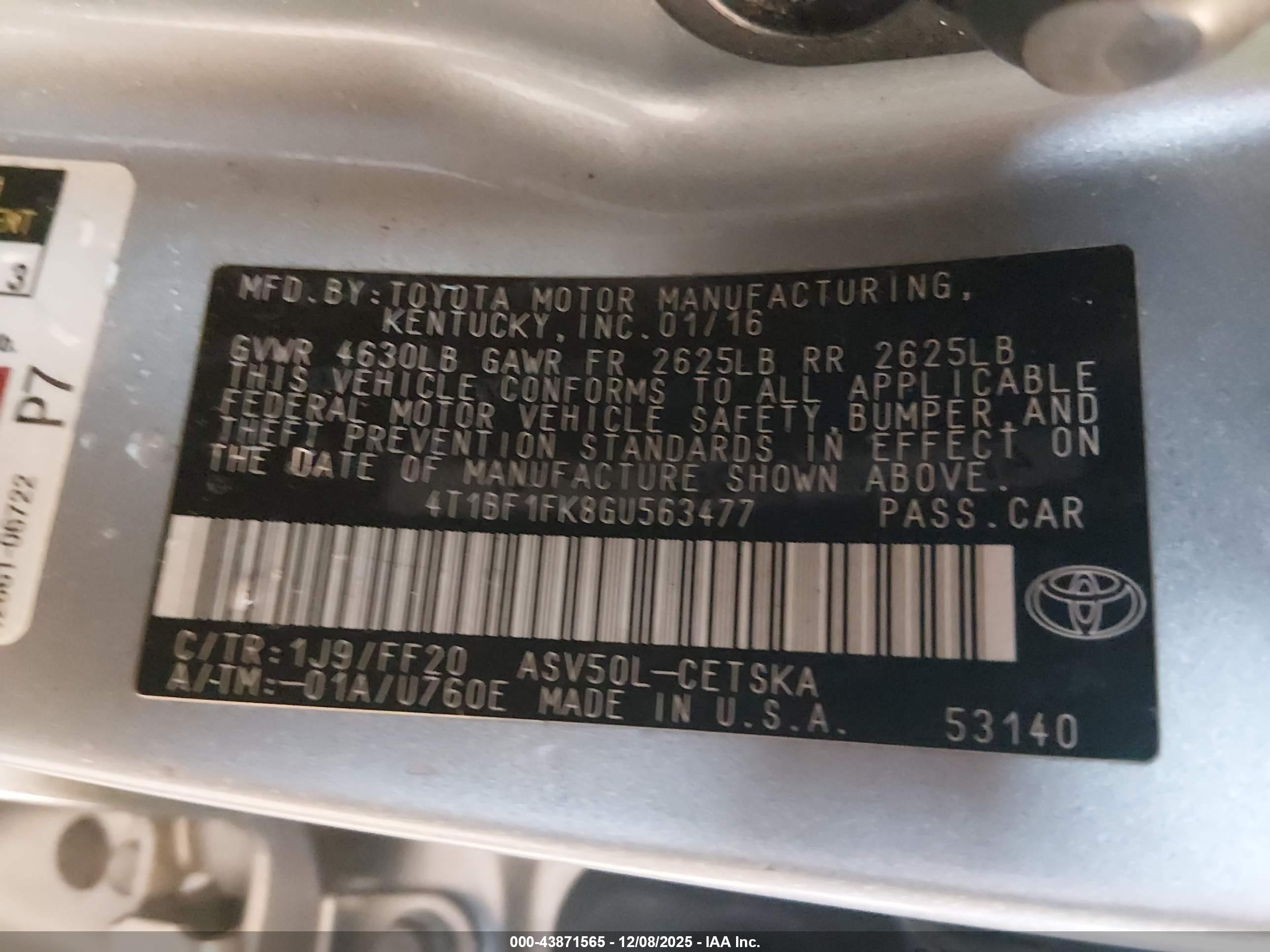 TOYOTA CAMRY image 9