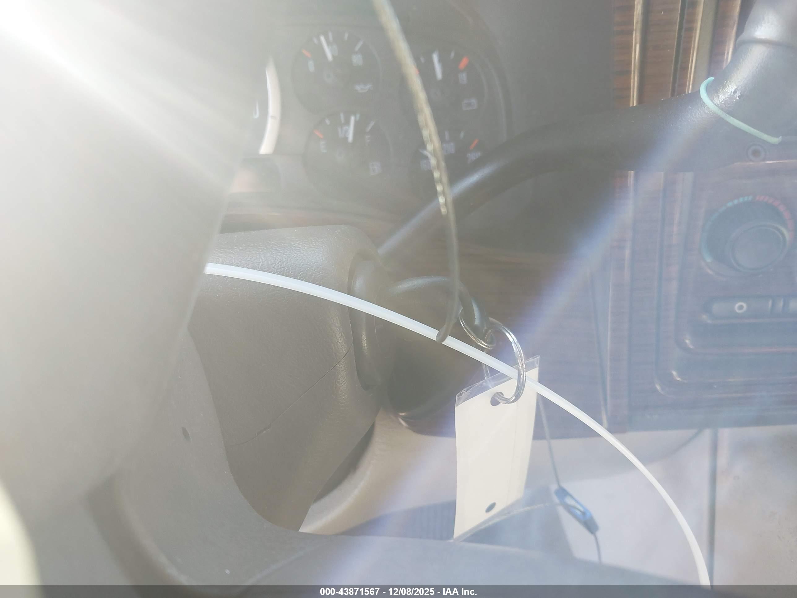 CADILLAC ESCALADE image 11