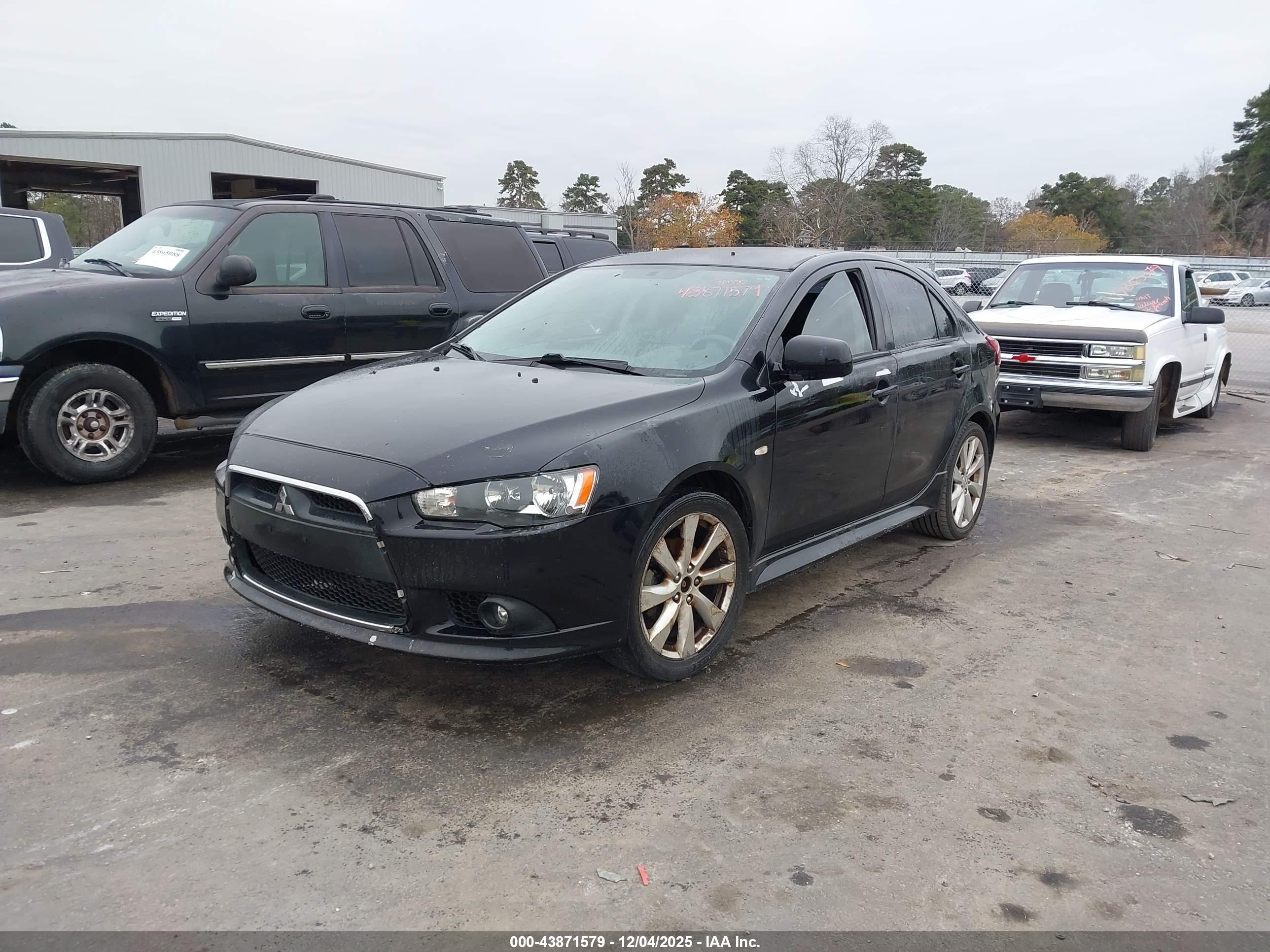 MITSUBISHI LANCER image 2
