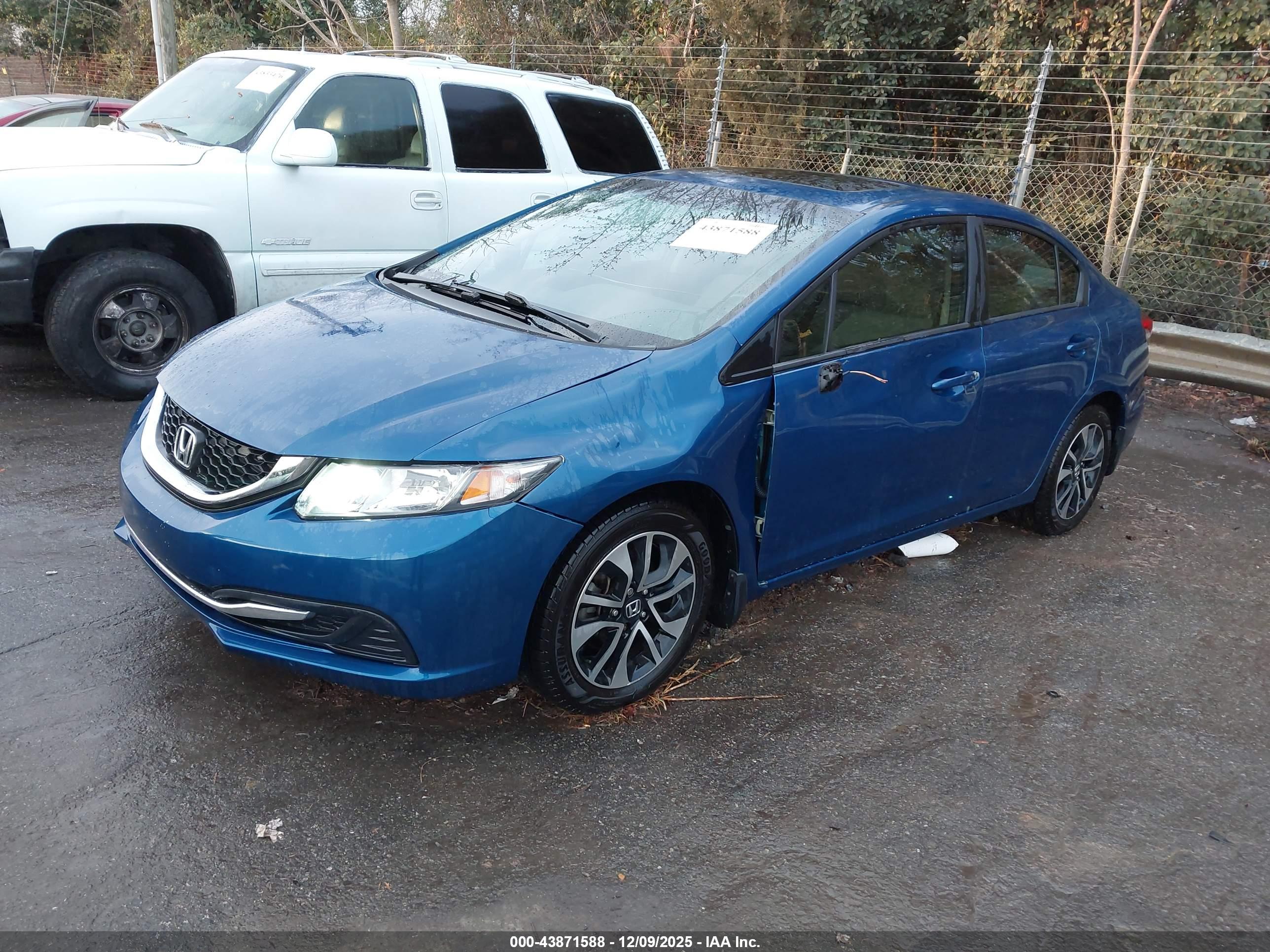 HONDA CIVIC image 2