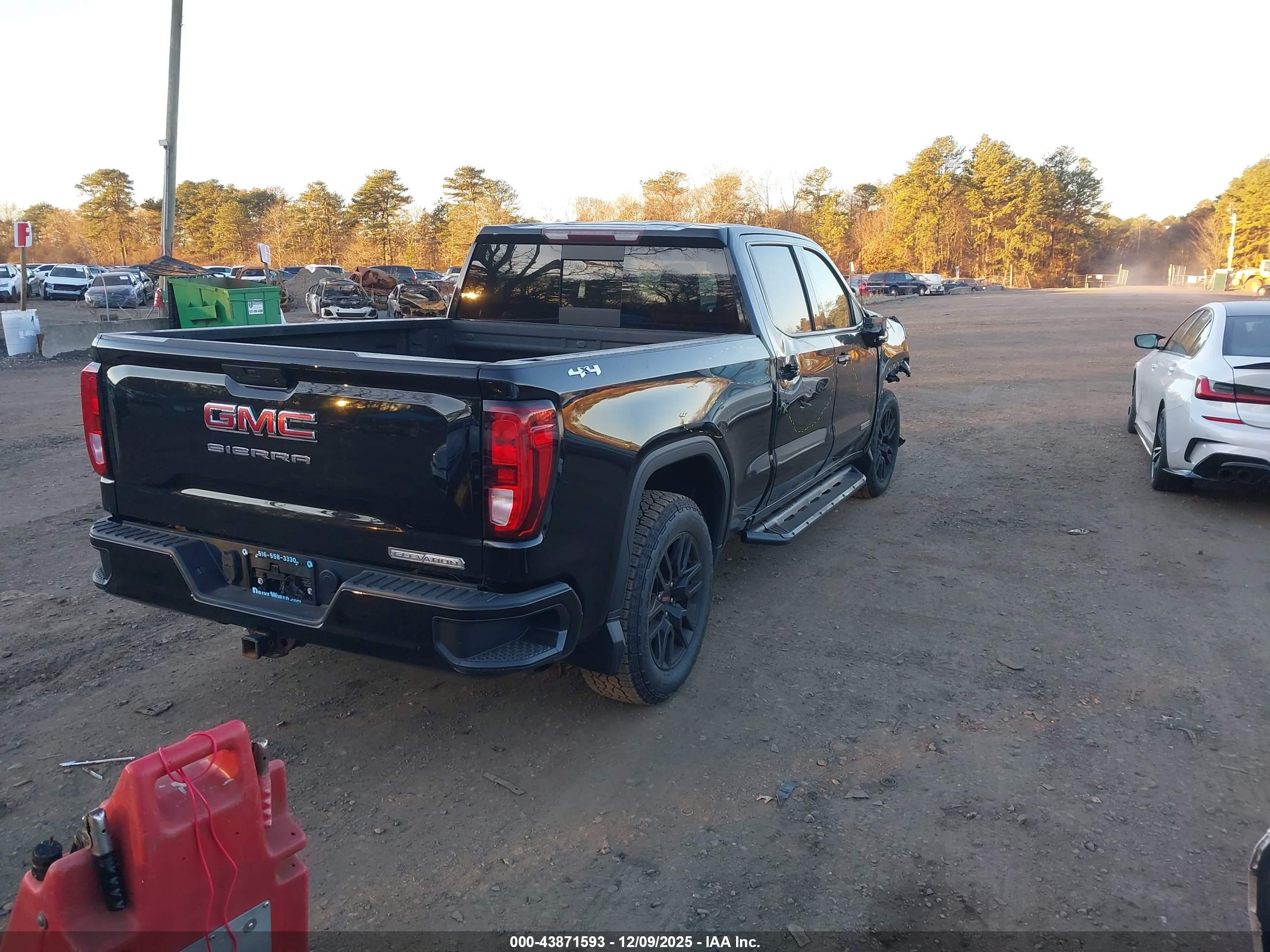 GMC SIERRA image 4