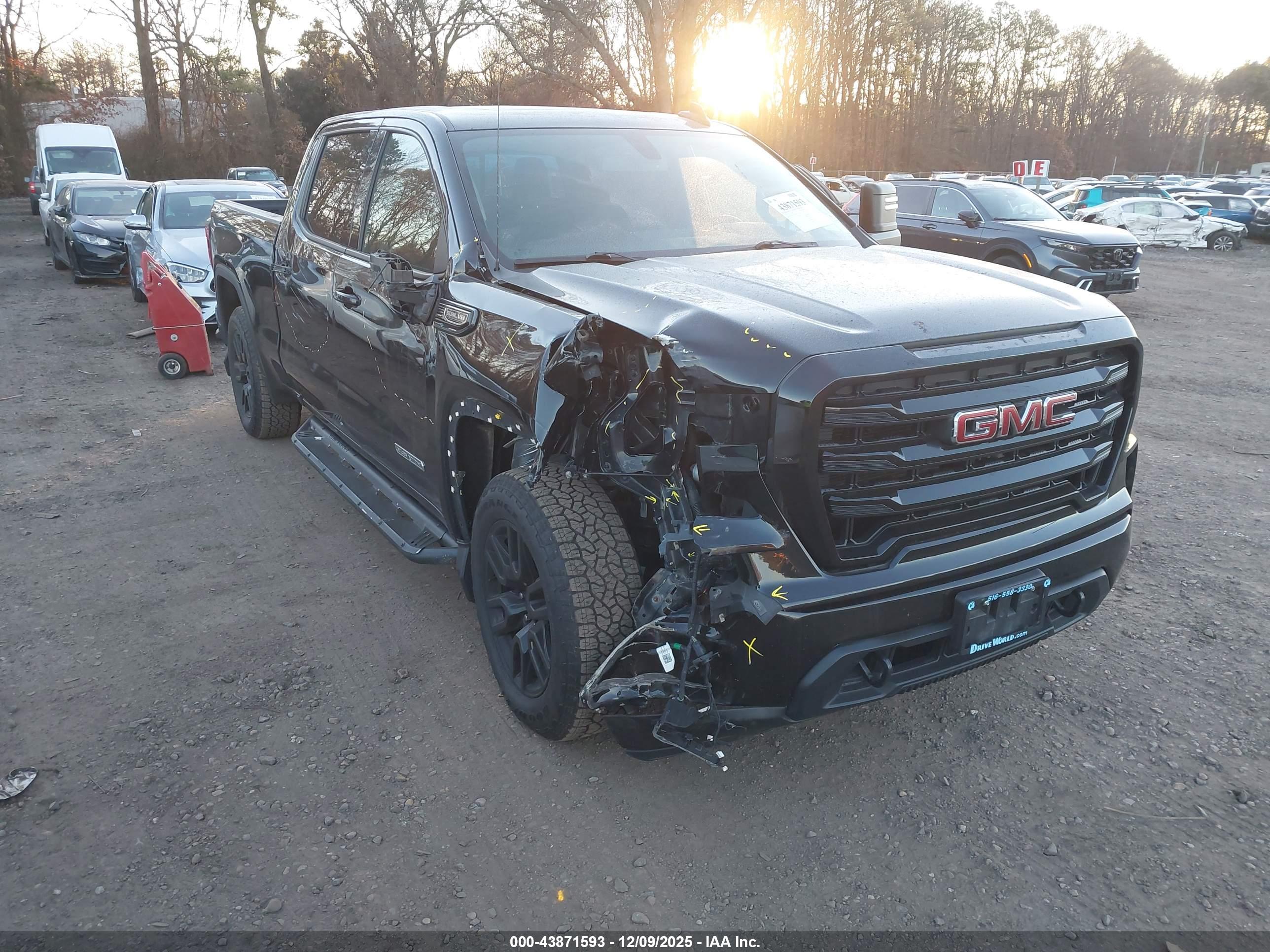 GMC SIERRA image 6