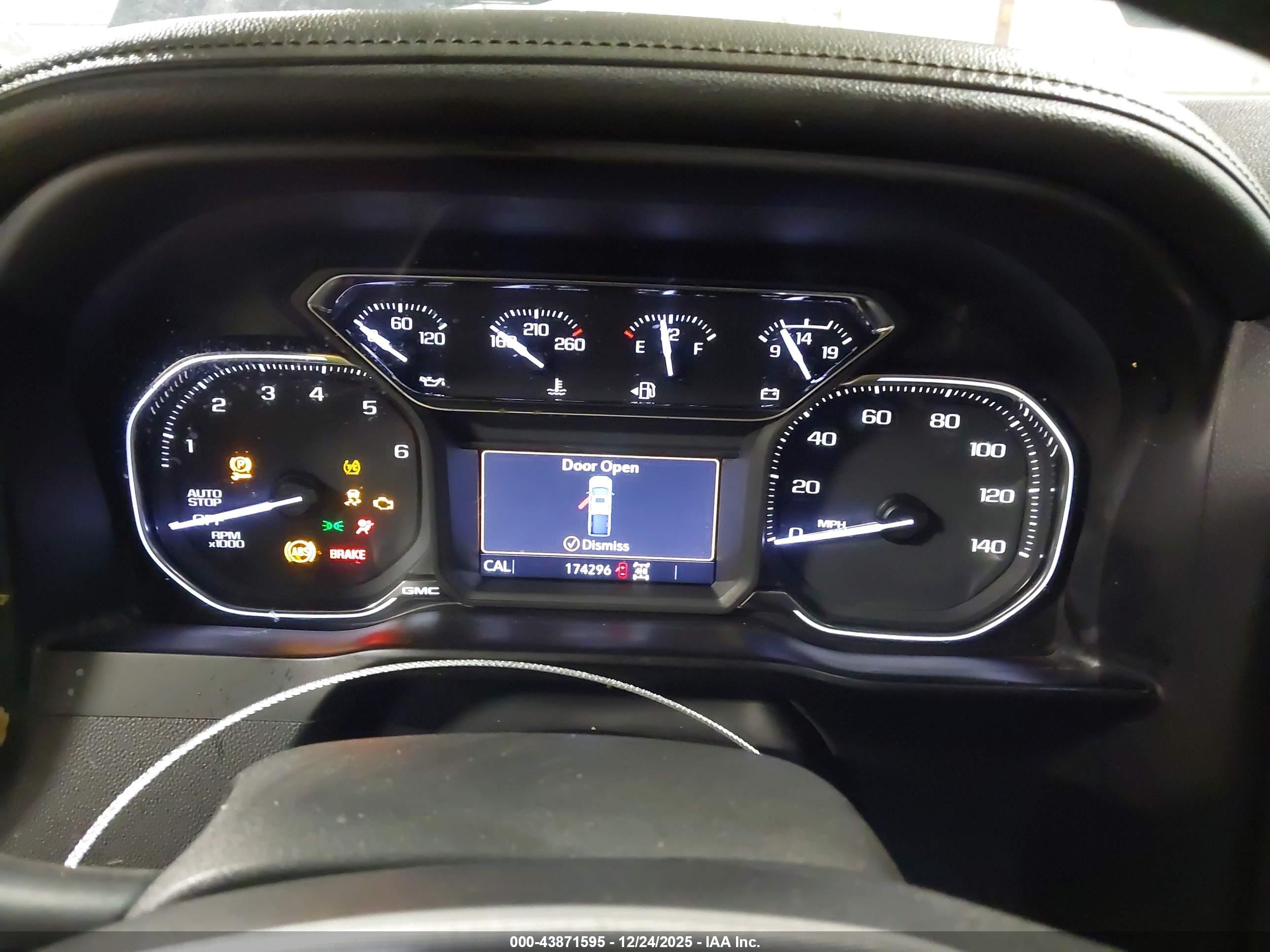 GMC SIERRA image 7