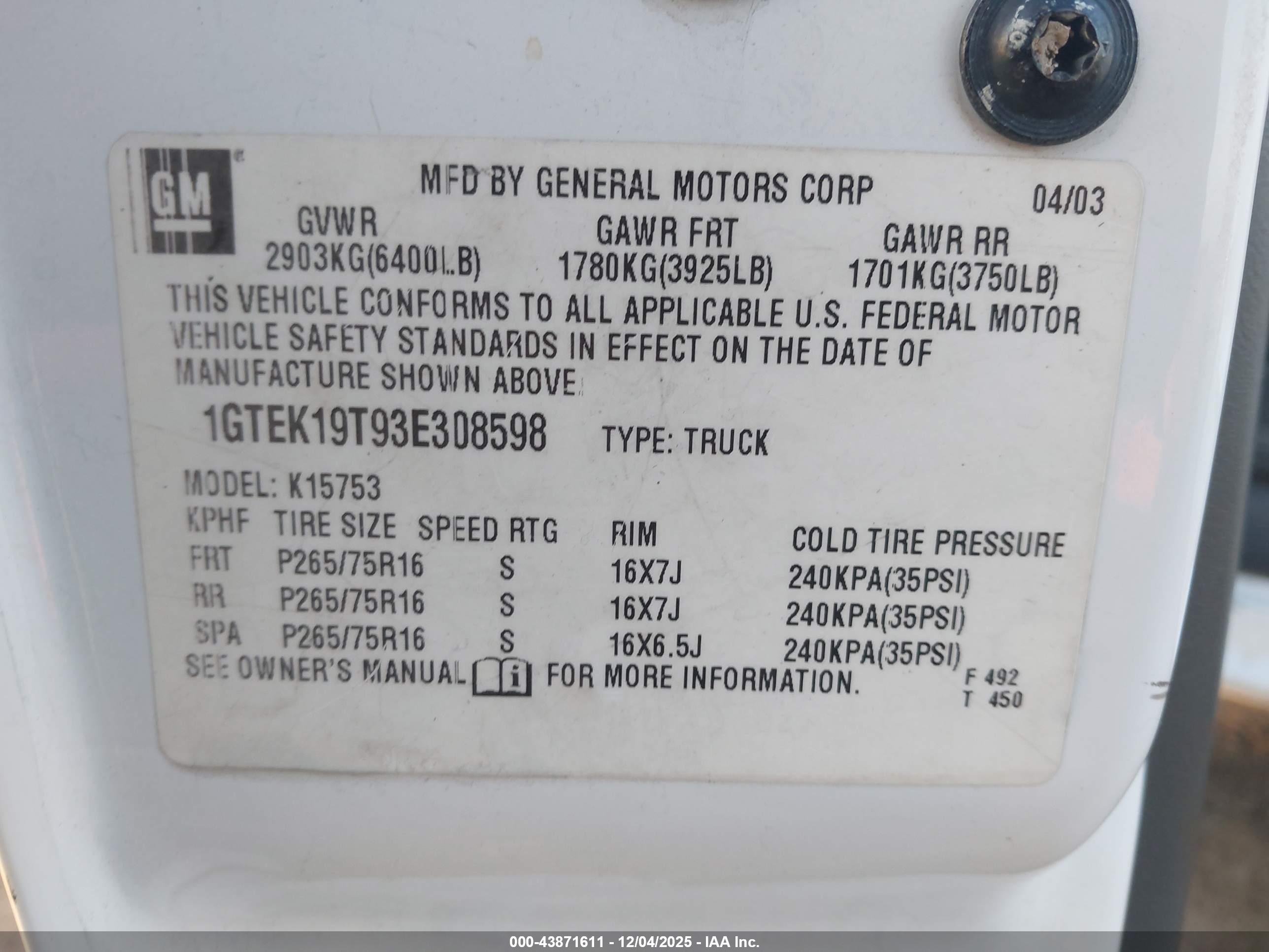 GMC SIERRA image 9