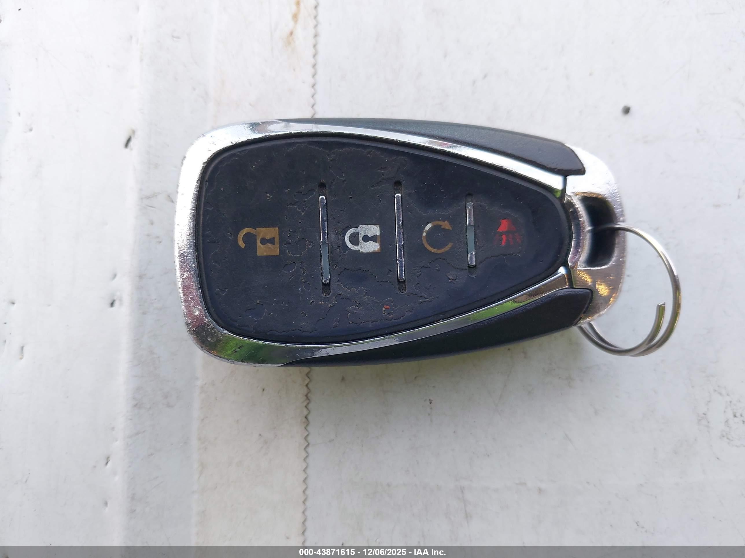 CHEVROLET EQUINOX image 11