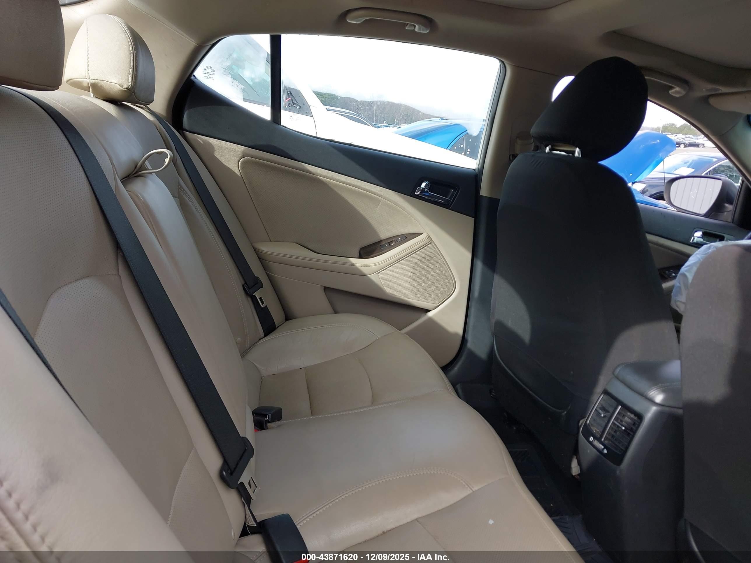 KIA OPTIMA image 8