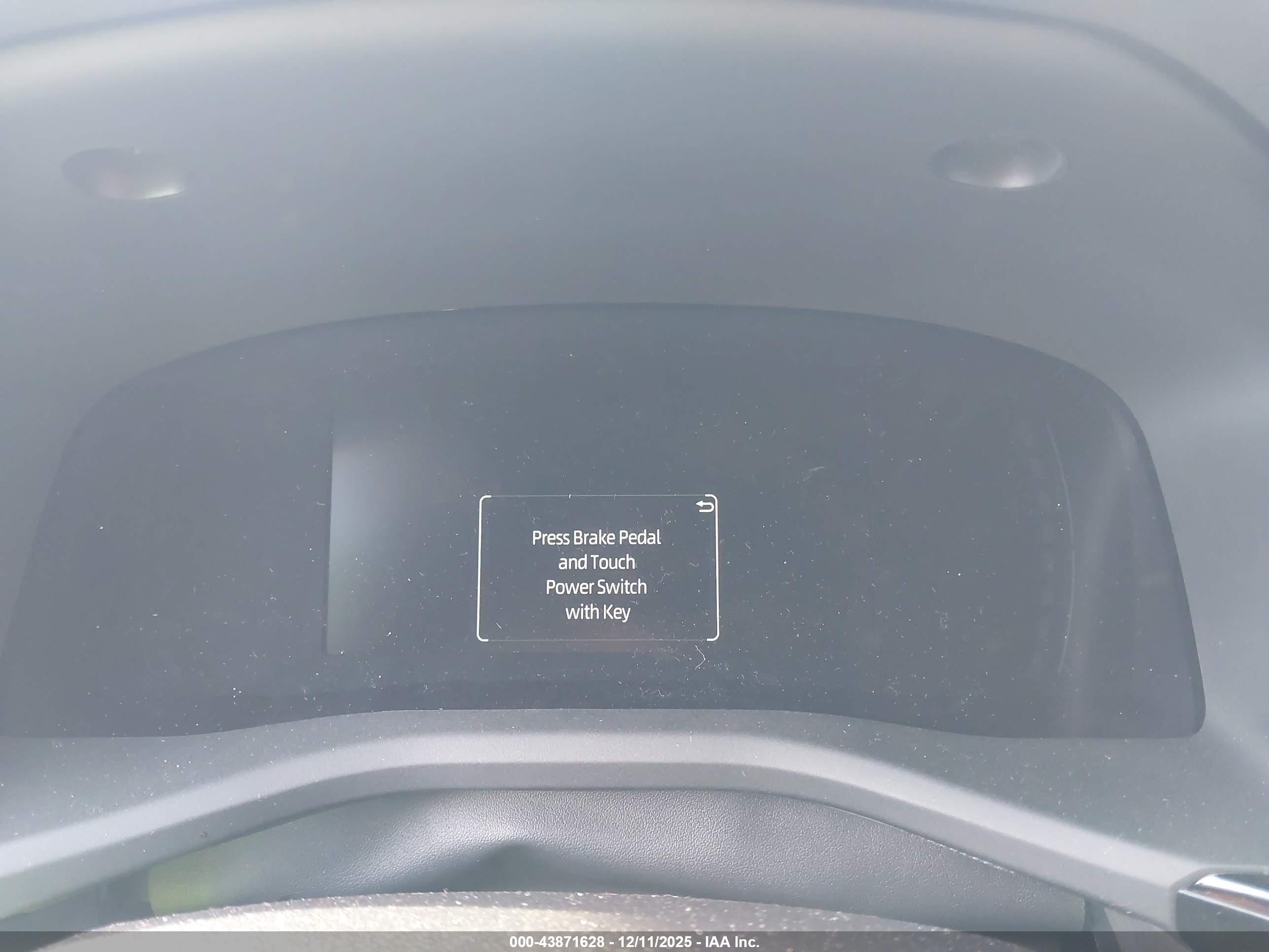 TOYOTA CAMRY image 7